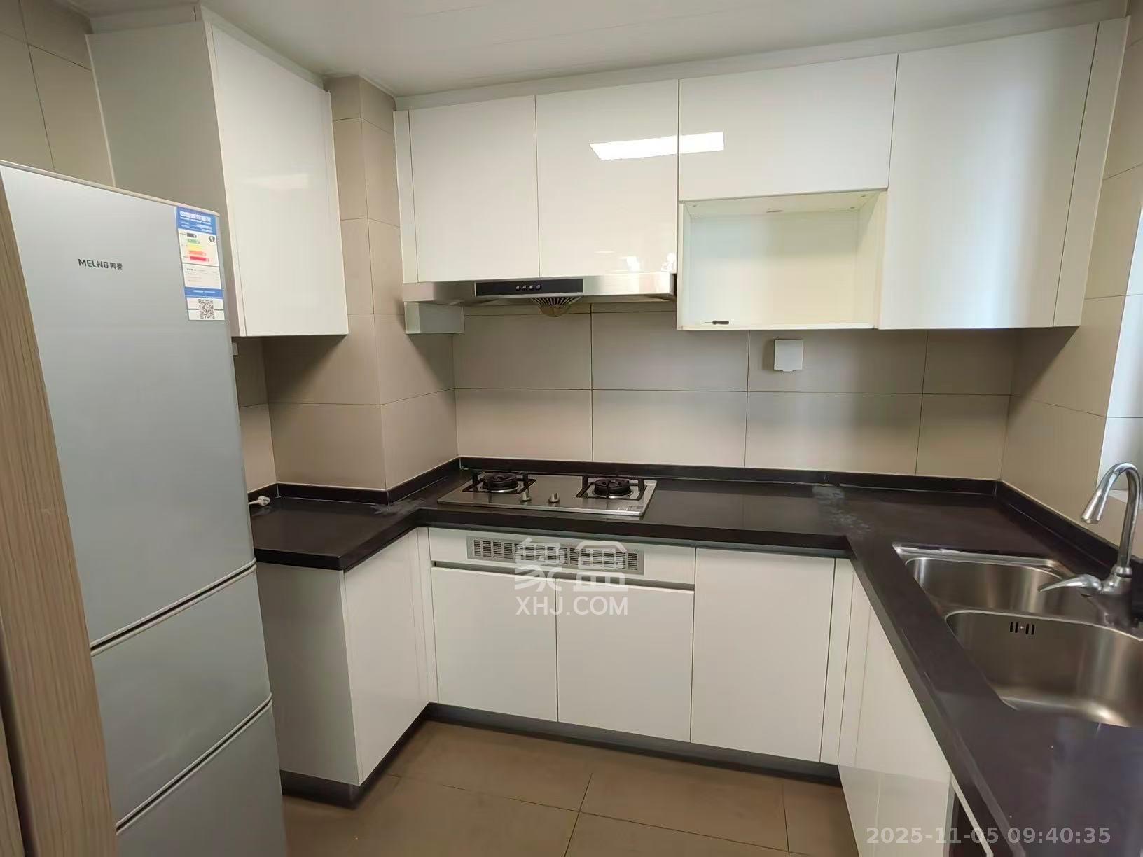 时代年华  3室2厅1卫    2099.0元/月室内图