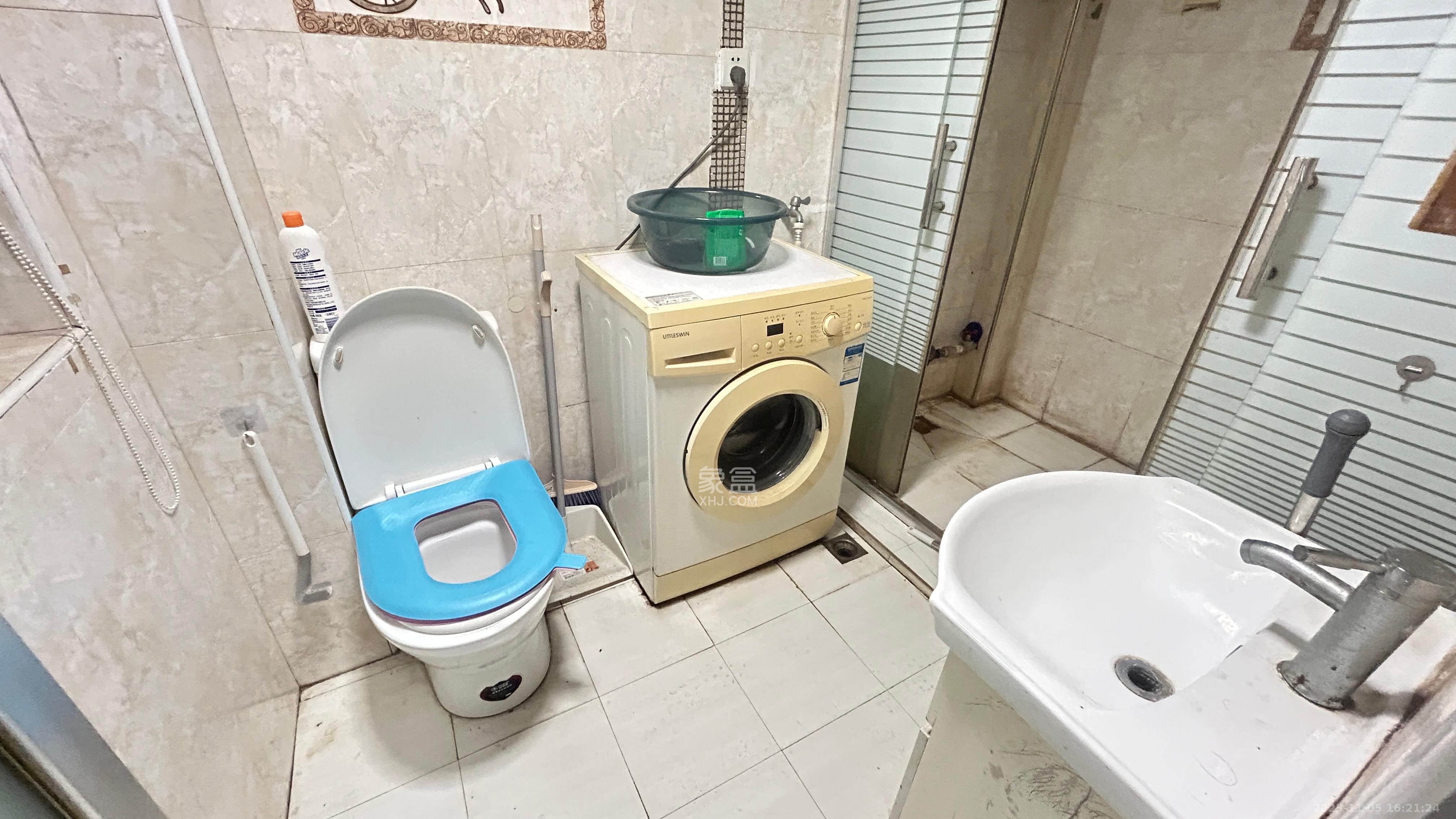 锦璨家园 1室1厅1卫 1300.0元/月 锦璨家园 1室1厅1卫 1300.0元/月室内图