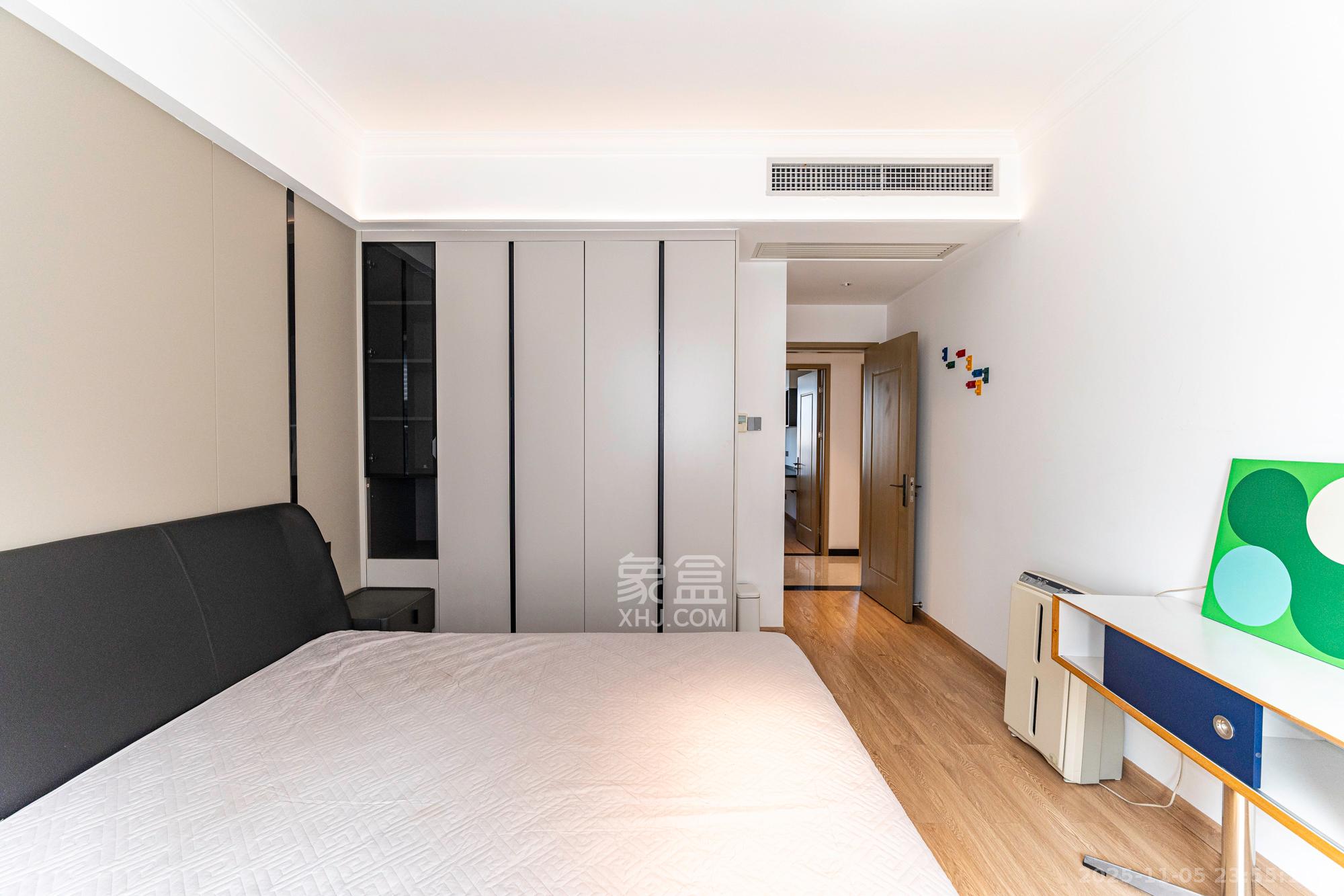 运达锦绣广场 3室2厅2卫 180.0万 运达锦绣广场 3室2厅2卫 180.0万卧室