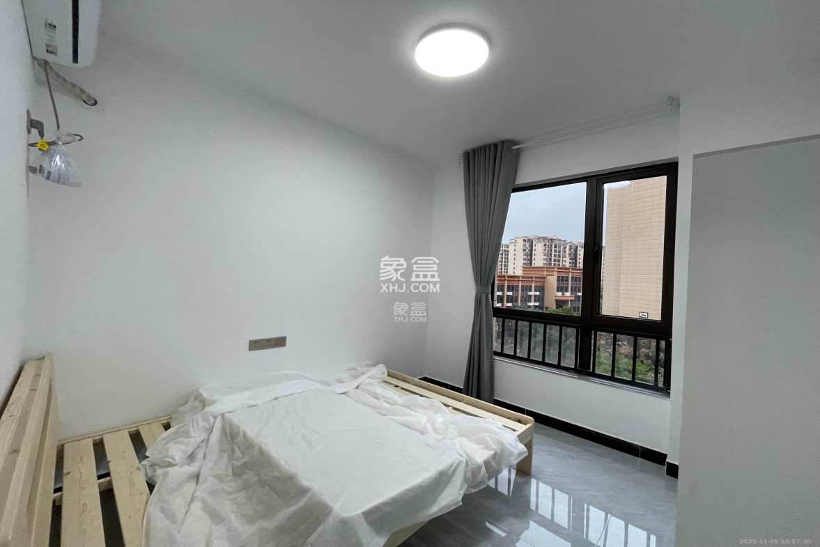 鑫远悦城(鑫远悦时代) 3室2厅1卫 2400.0元/月 鑫远悦城(鑫远悦时代) 3室2厅1卫 2400.0元/月室内图