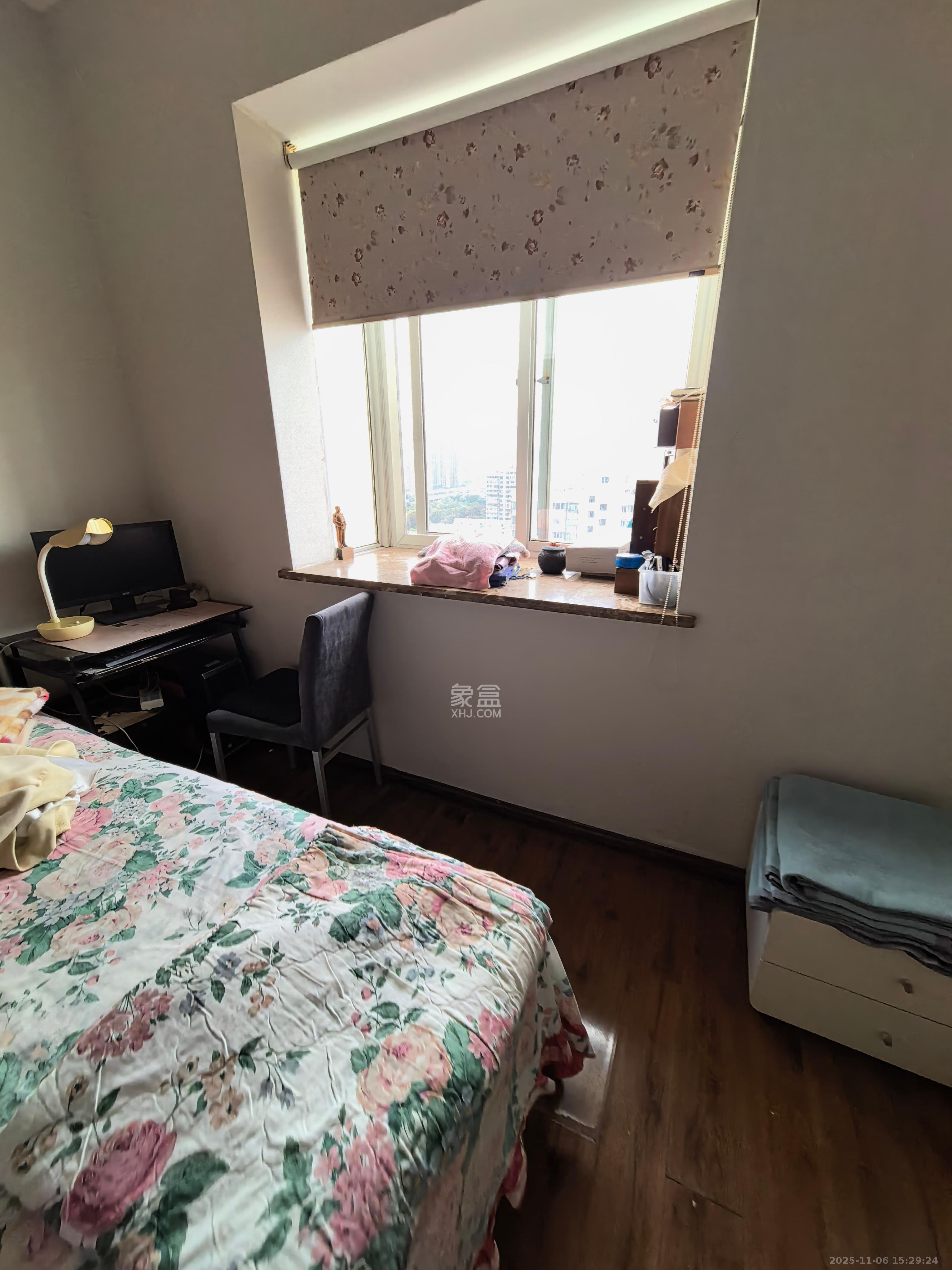 四方小区综合楼(四方嘉丽) 2室2厅1卫 1800.0元/月 四方小区综合楼(四方嘉丽) 2室2厅1卫 1800.0元/月室内图