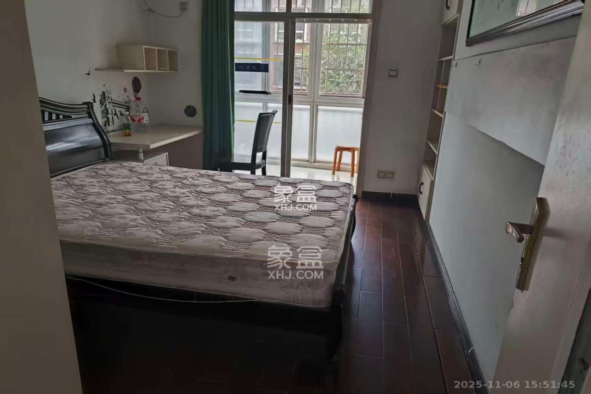 仁和雨花家园 3室2厅2卫 2500.0元/月 仁和雨花家园 3室2厅2卫 2500.0元/月室内图