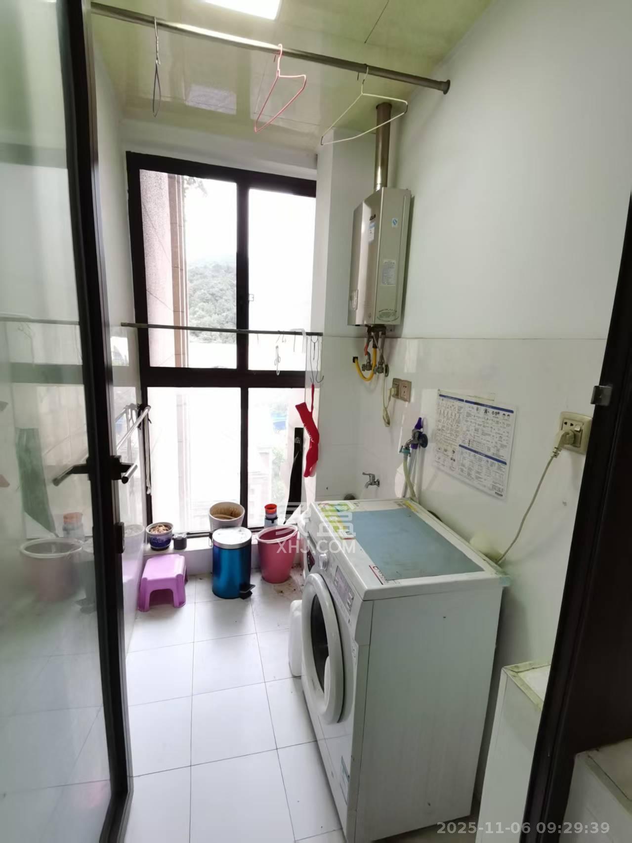 金茂梅溪湖 2室2厅1卫 2500.0元/月 金茂梅溪湖 2室2厅1卫 2500.0元/月室内图