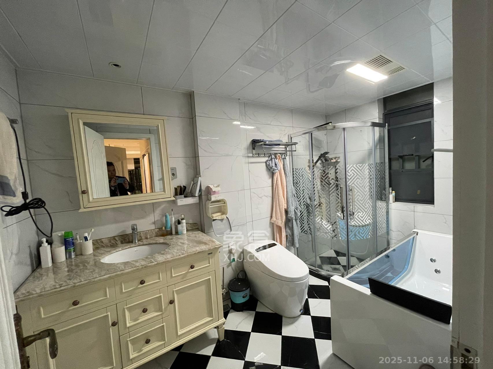 西山汇景一、二期  4室2厅2卫    6000.0元/月室内图