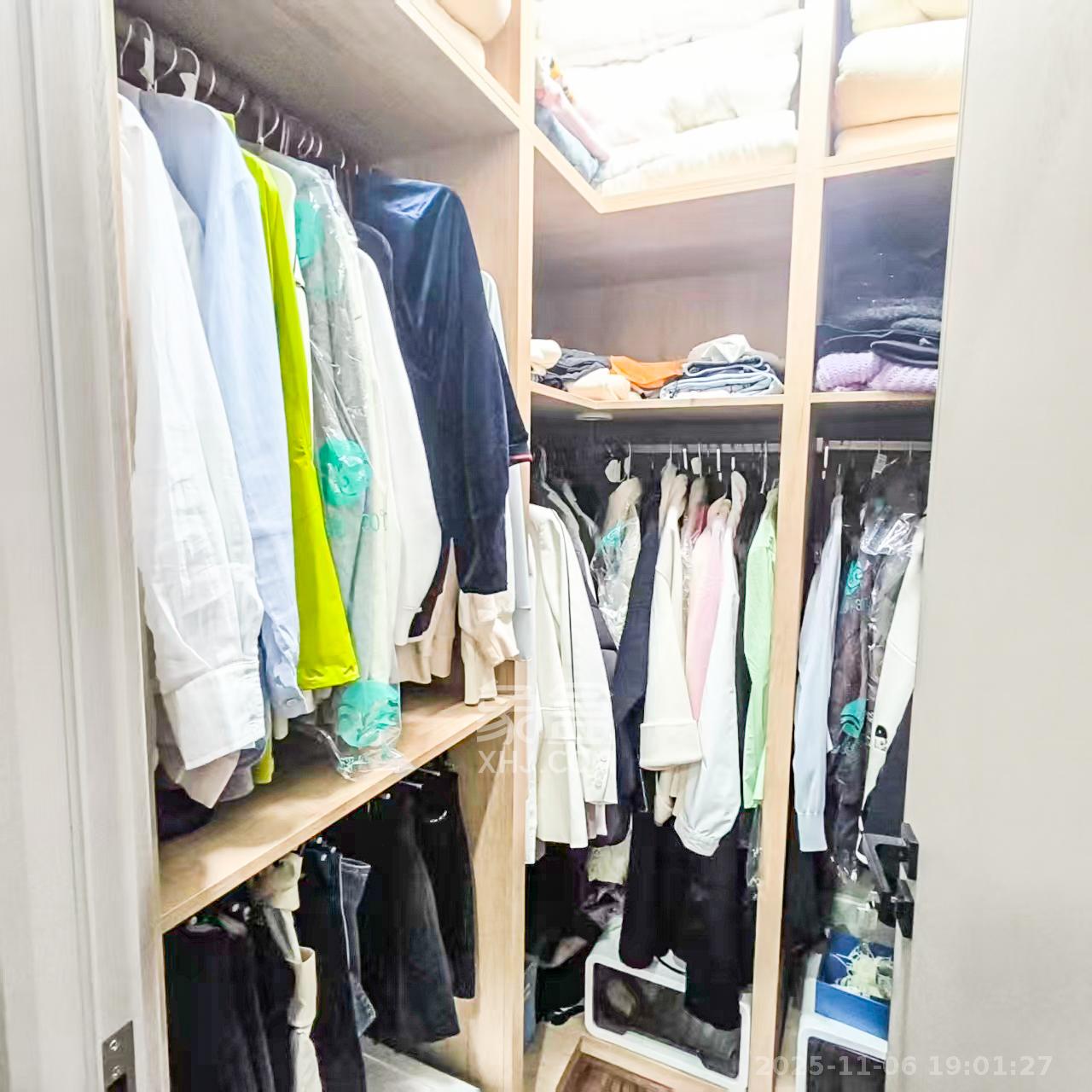 咸嘉新村嘉华苑  5室2厅2卫    187.0万其他