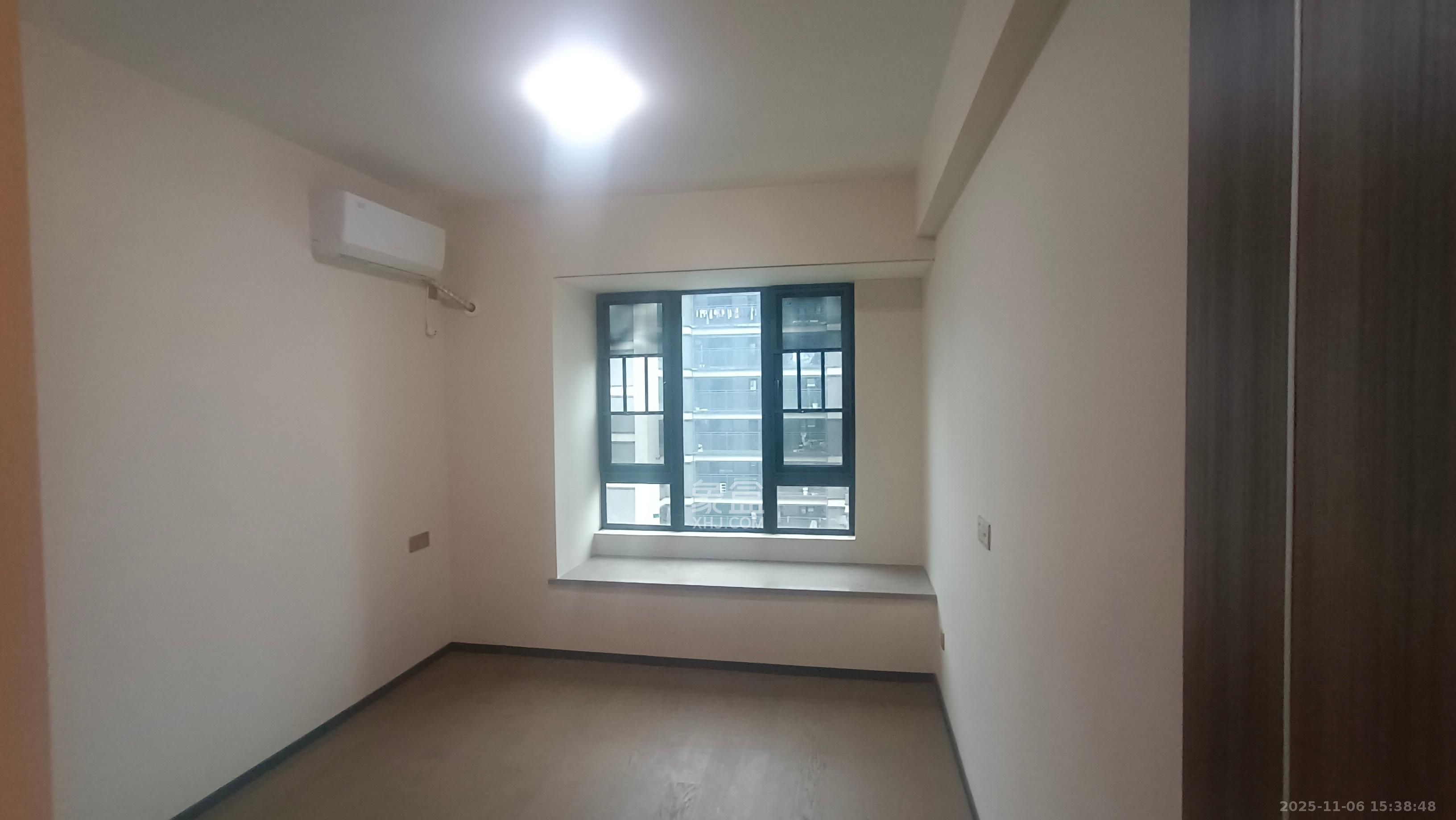 中海阅麓山二期 3室2厅2卫 3000.0元/月 中海阅麓山二期 3室2厅2卫 3000.0元/月室内图