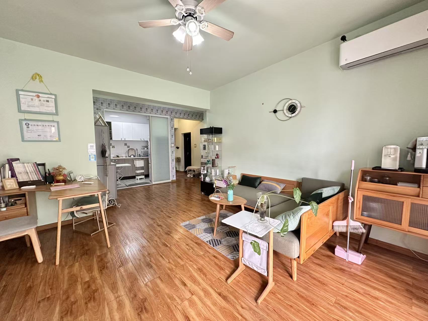 翠景园  2室2厅1卫    2300.0元/月室内图