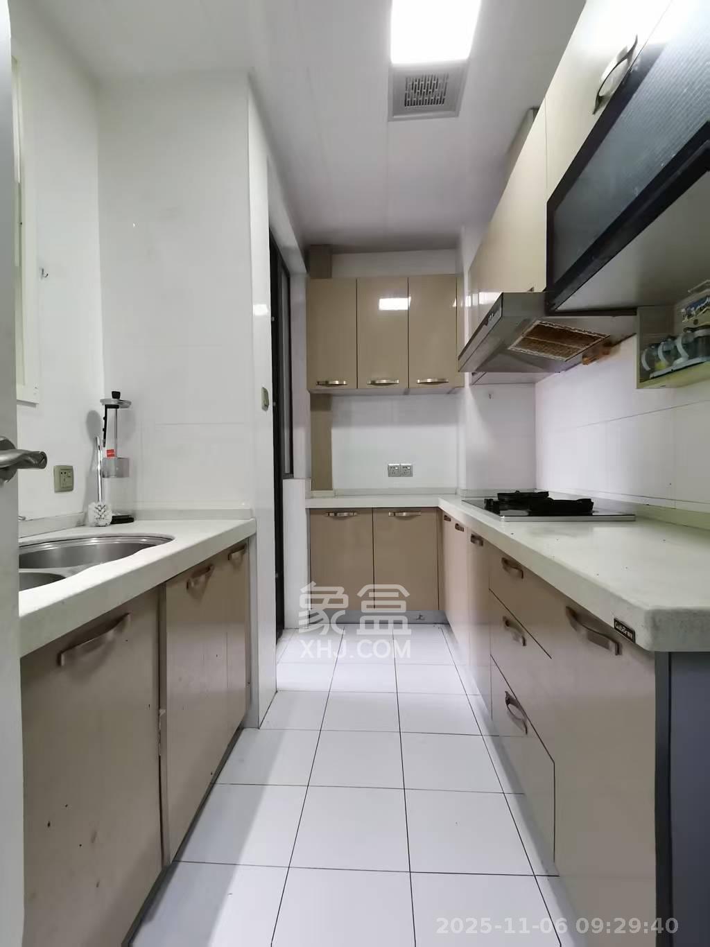 金茂梅溪湖 2室2厅1卫 2500.0元/月 金茂梅溪湖 2室2厅1卫 2500.0元/月室内图