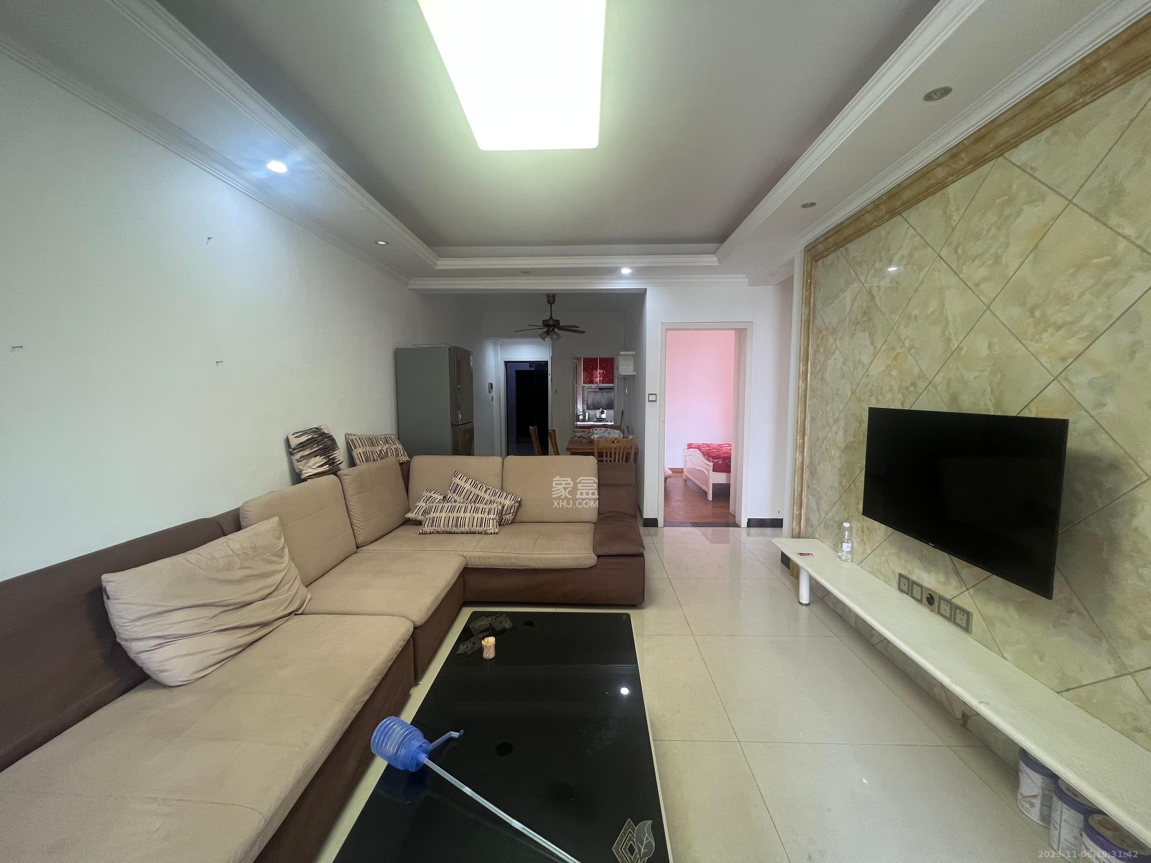 水岸世景 2室1厅1卫 1700.0元/月 水岸世景 2室1厅1卫 1700.0元/月室内图