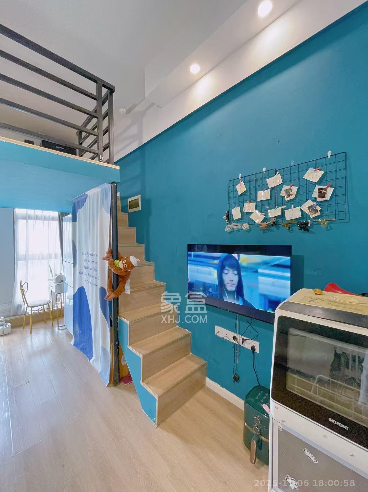 新世界广场  1室1厅1卫    1500.0元/月室内图