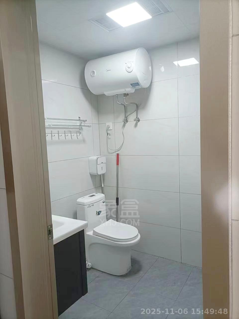 和厚园小区二期  1室1厅1卫    1200.0元/月室内图