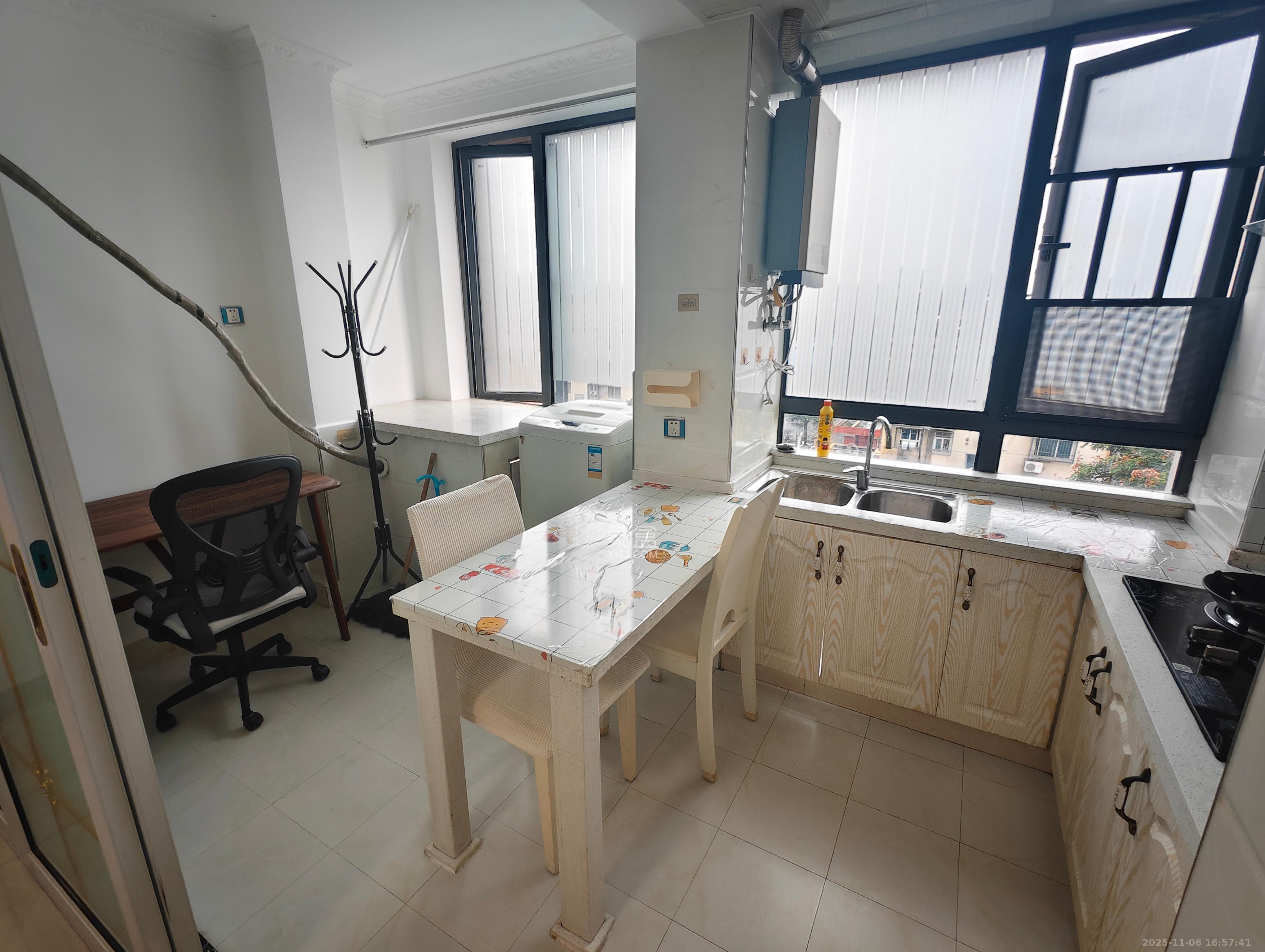 湘域相遇 1室1厅1卫 1800.0元/月 湘域相遇 1室1厅1卫 1800.0元/月室内图