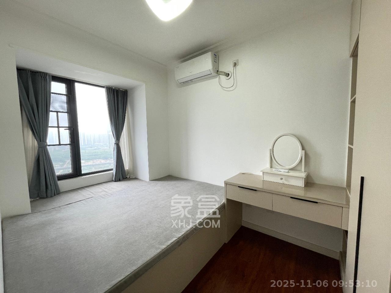 万科魅力之城锋镜里 3室1厅1卫 2800.0元/月 万科魅力之城锋镜里 3室1厅1卫 2800.0元/月室内图