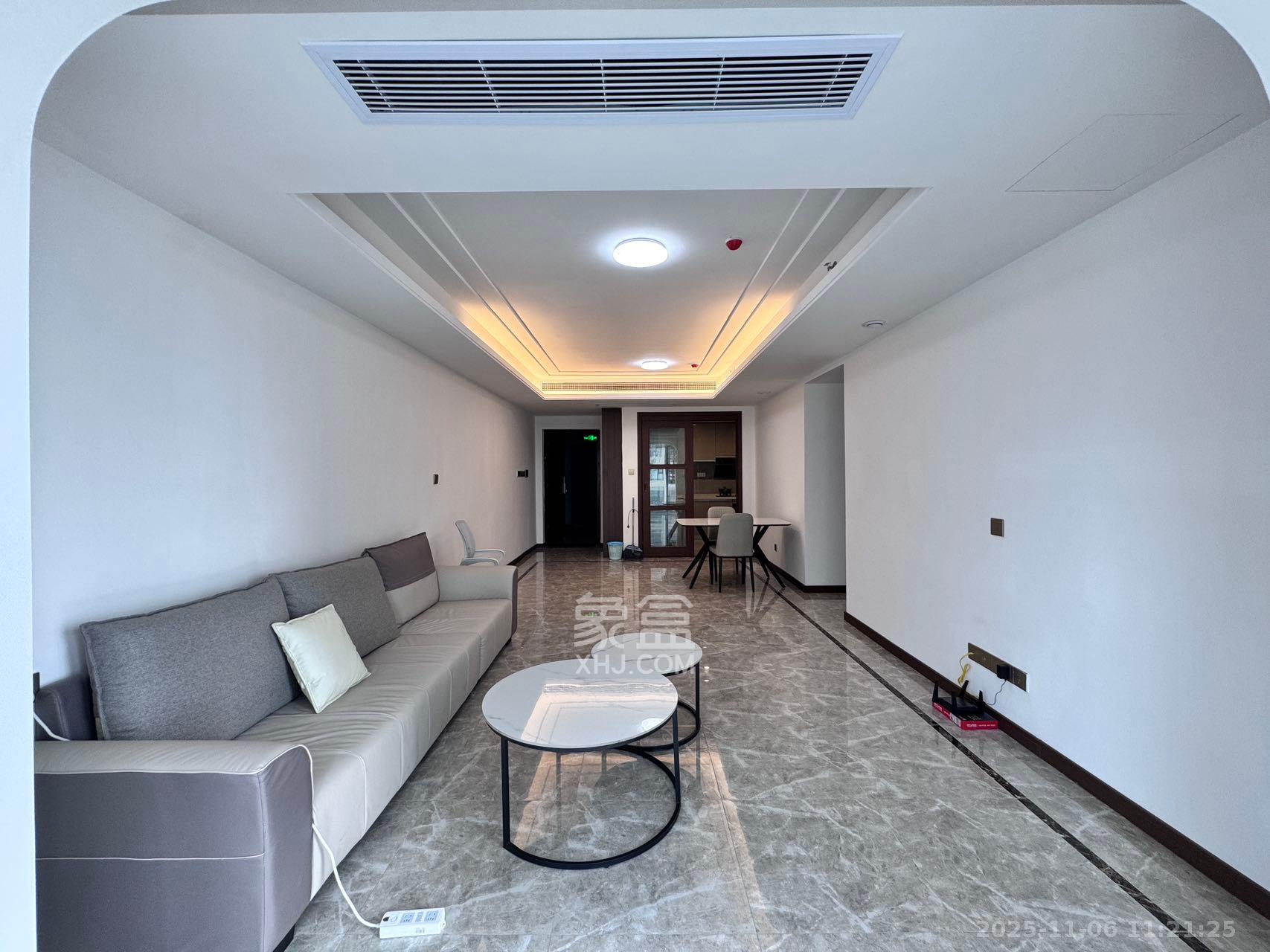 绿地长沙城际空间站（柏仕佳苑）  3室2厅2卫    3300.0元/月