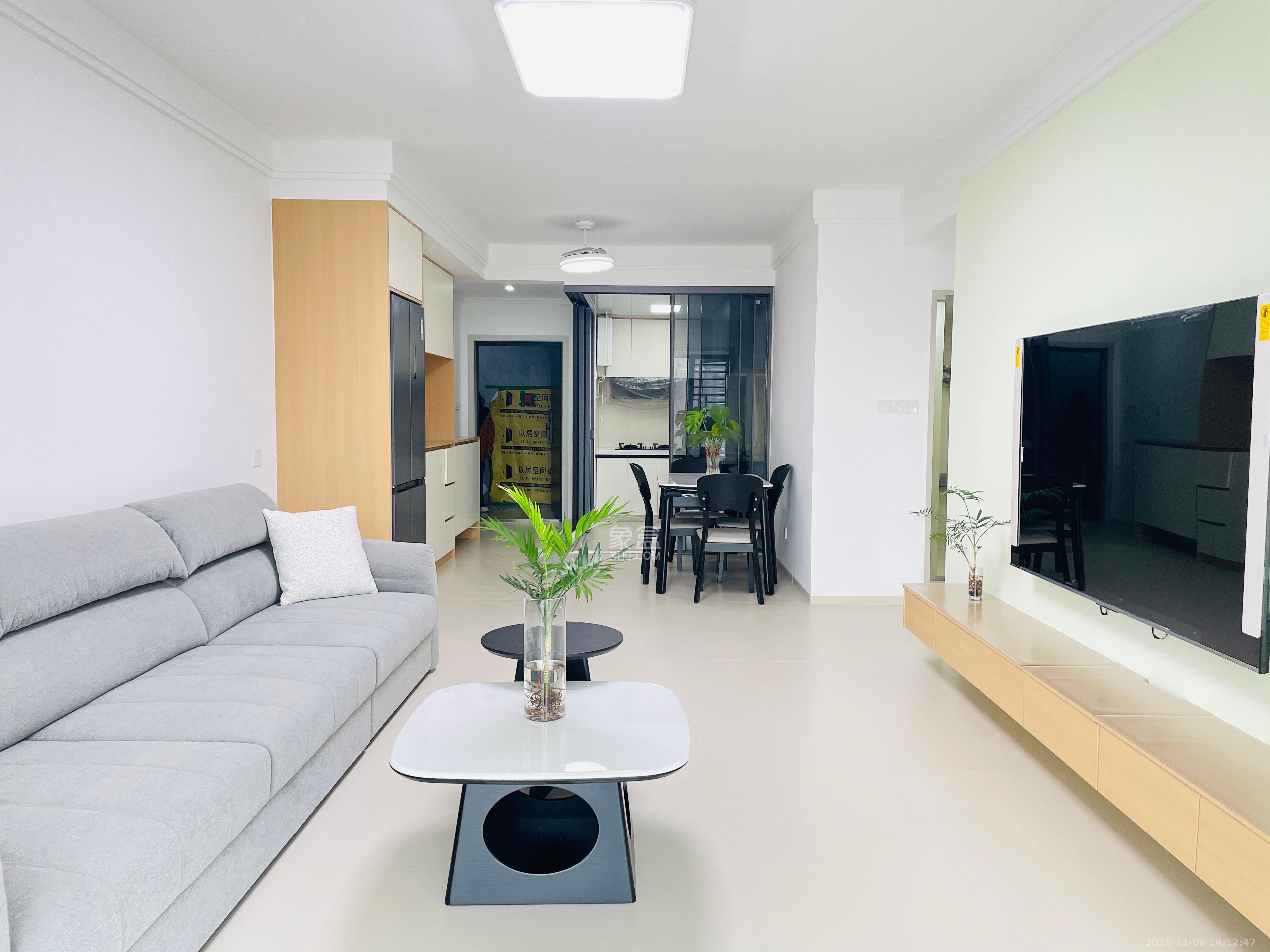 金石蓉园  2室2厅1卫    2600.0元/月室内图