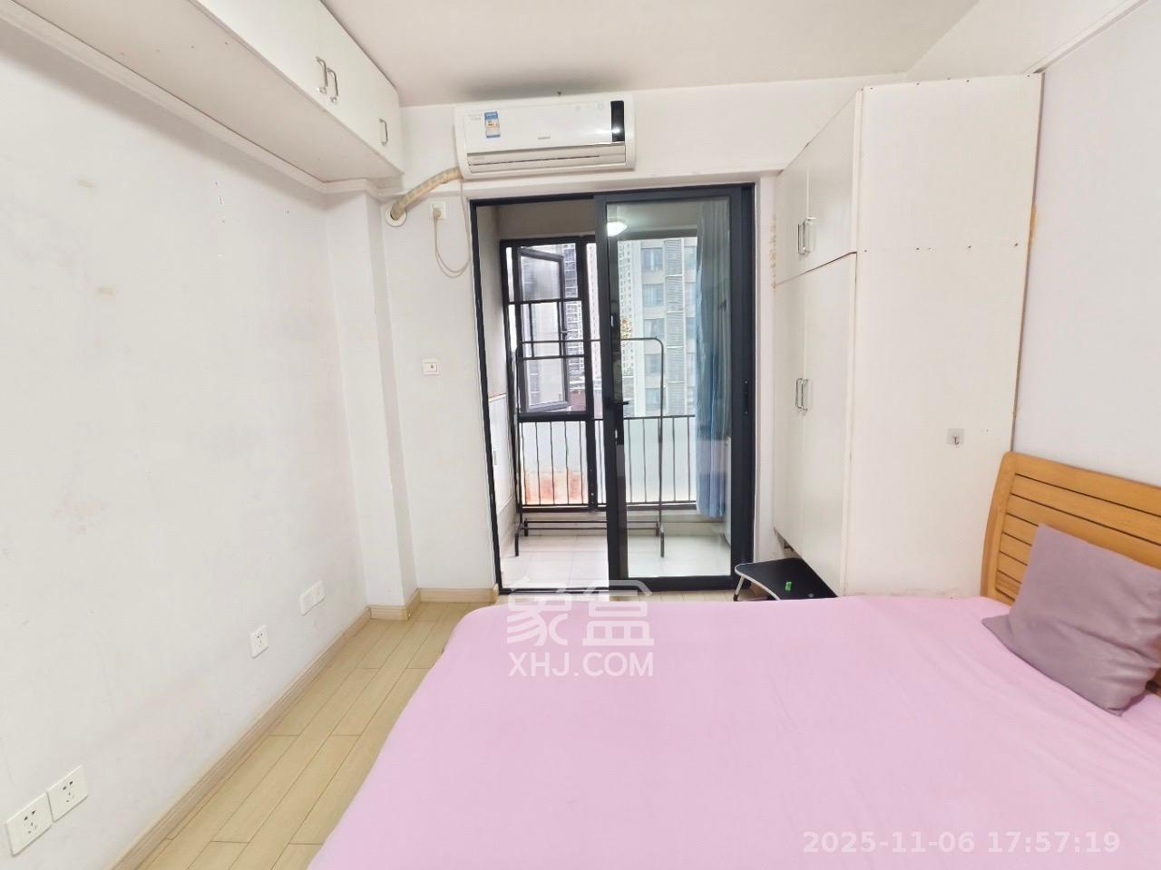 万科城  1室0厅0卫    1100.0元/月室内图