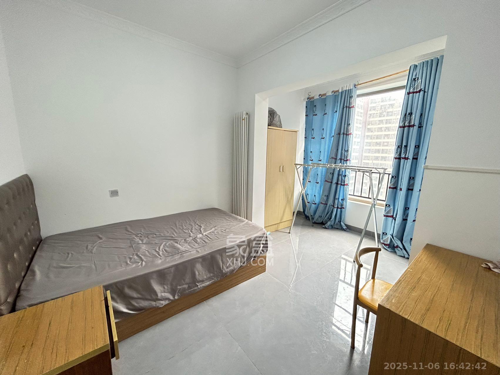 怡海星城 2室2厅1卫 1300.0元/月 怡海星城 2室2厅1卫 1300.0元/月室内图