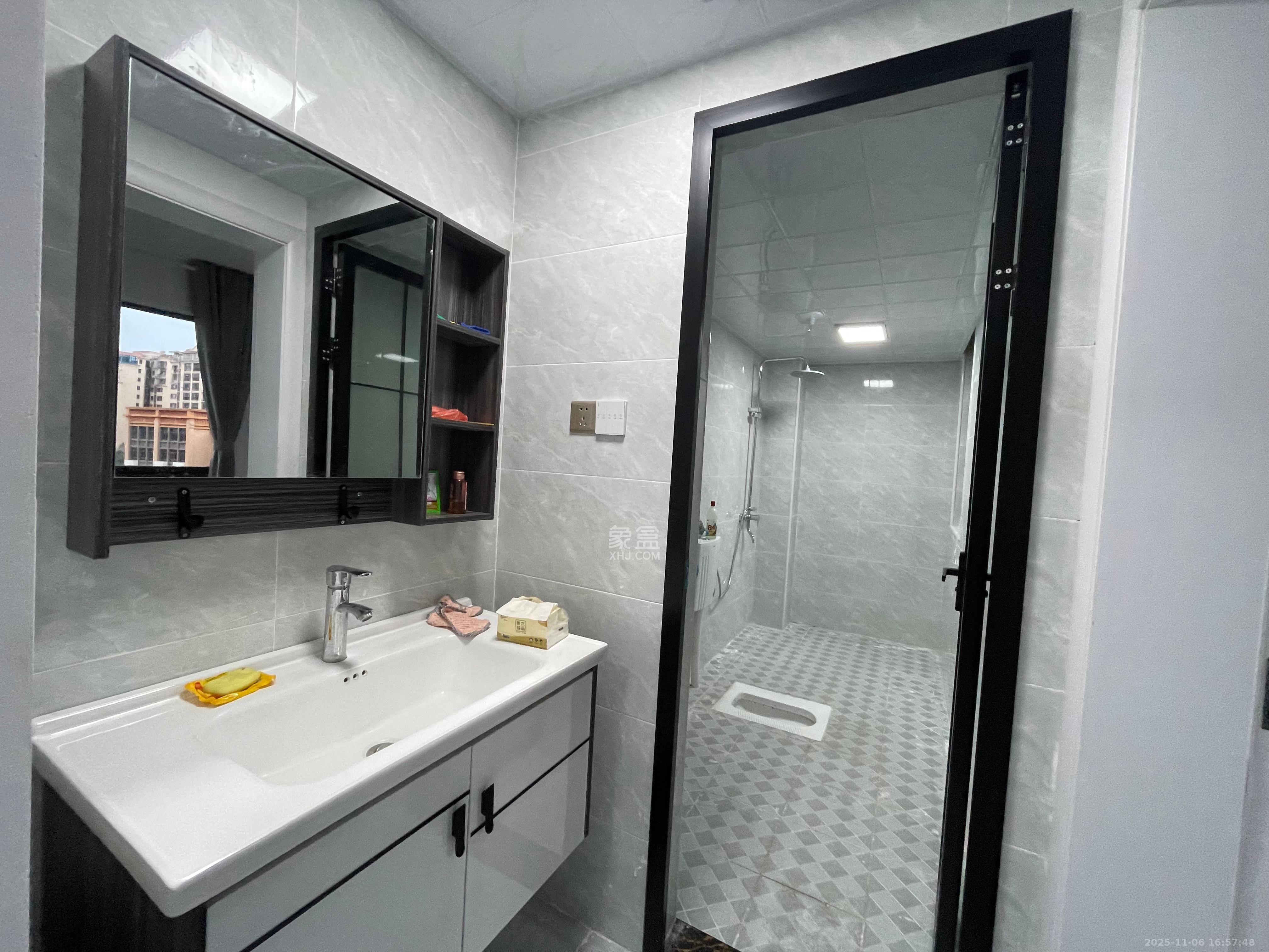 鑫远悦城（鑫远悦时代）  3室2厅1卫    2400.0元/月室内图