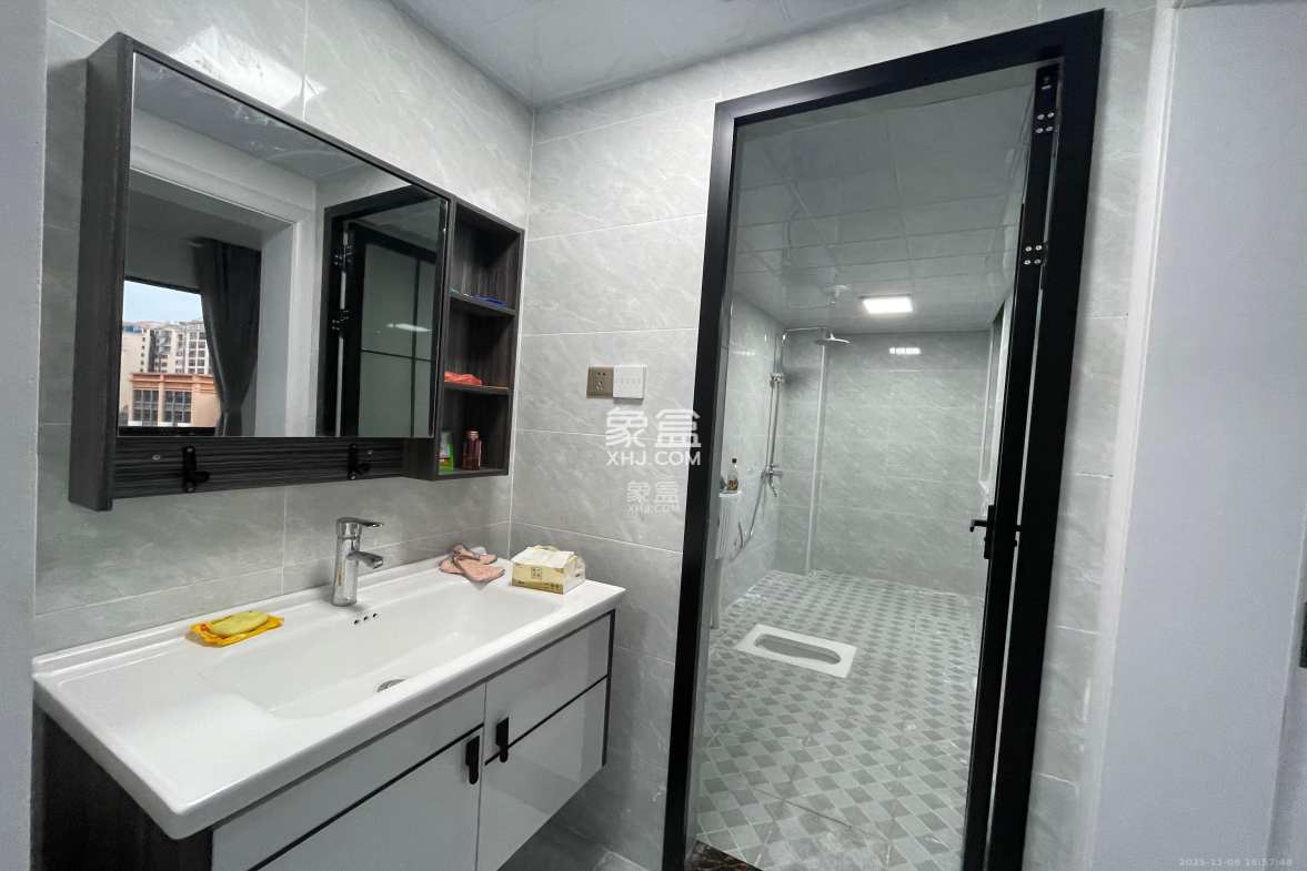 鑫远悦城(鑫远悦时代) 3室2厅1卫 2400.0元/月 鑫远悦城(鑫远悦时代) 3室2厅1卫 2400.0元/月室内图