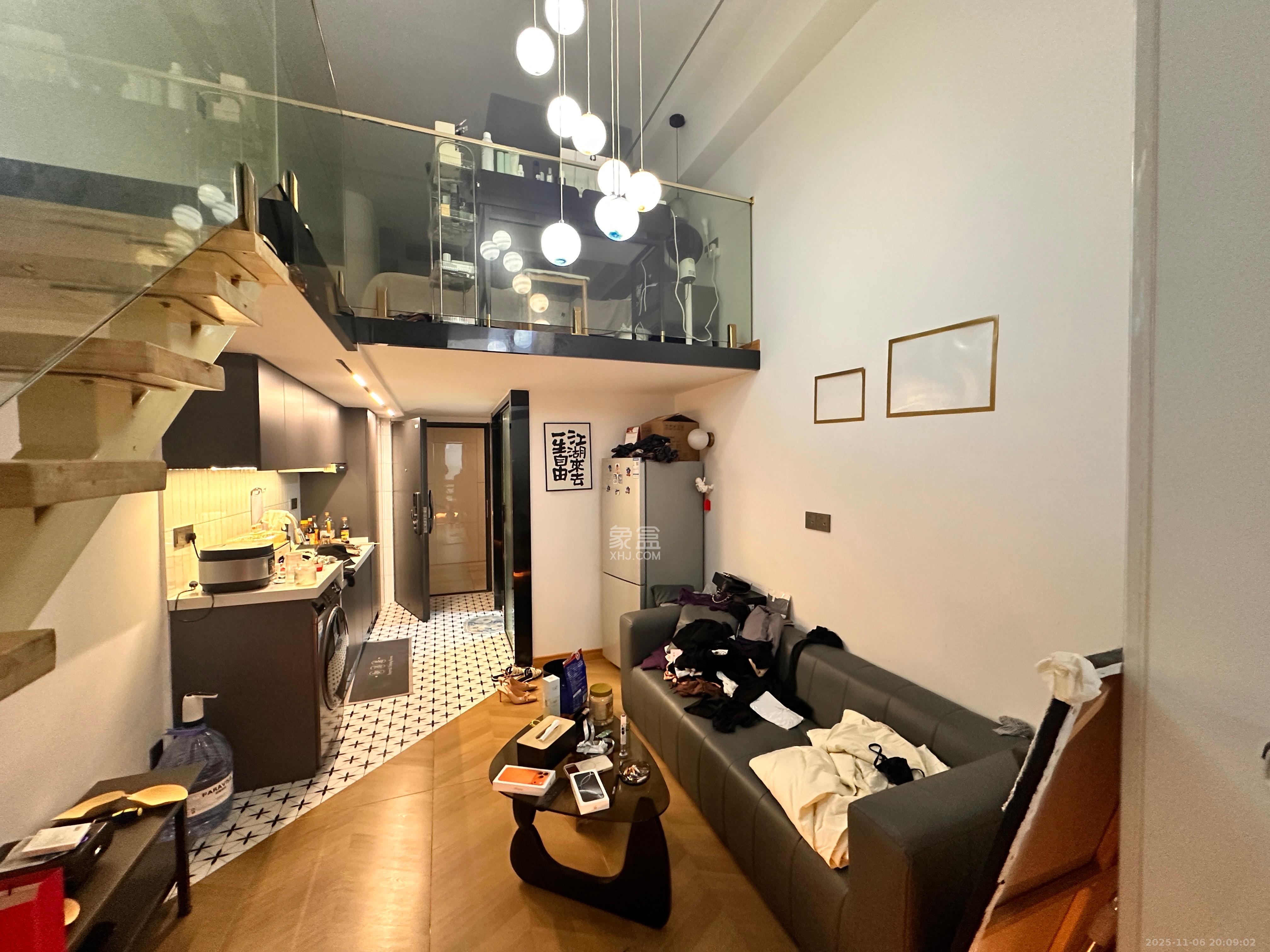 敬天广场 1室1厅1卫 2500.0元/月 敬天广场 1室1厅1卫 2500.0元/月室内图