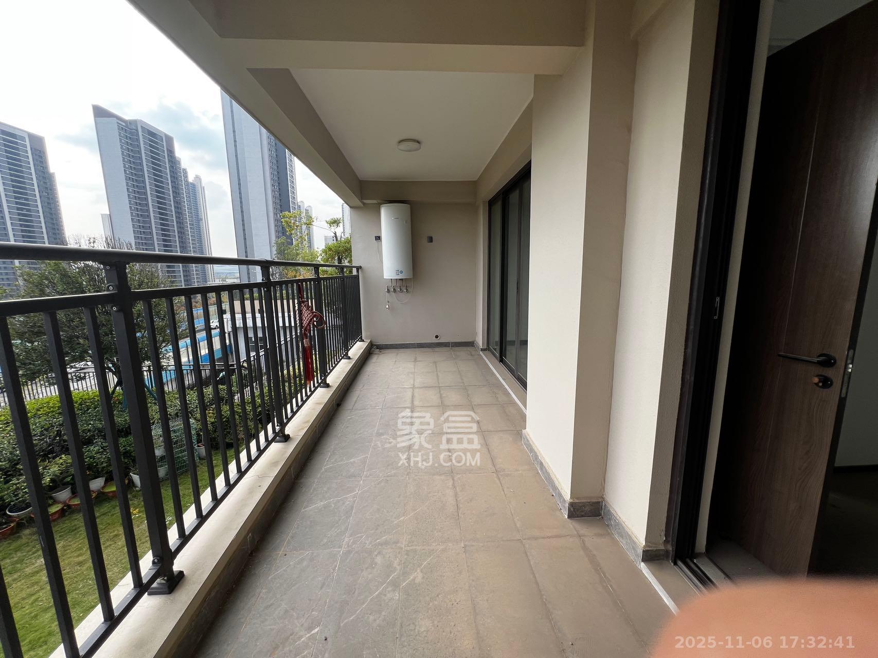 万科天空之境 4室2厅2卫 2000.0元/月 万科天空之境 4室2厅2卫 2000.0元/月室内图