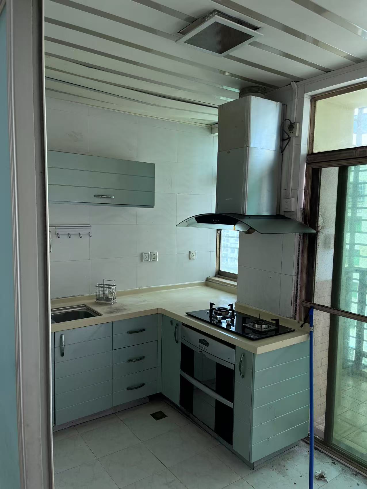 省人大机关住宅小区(海南省人大常委会机关住宅小区) 4室2厅2卫 4000.0元/月 省人大机关住宅小区(海南省人大常委会机关住宅小区) 4室2厅2卫 4000.0元/月室内图