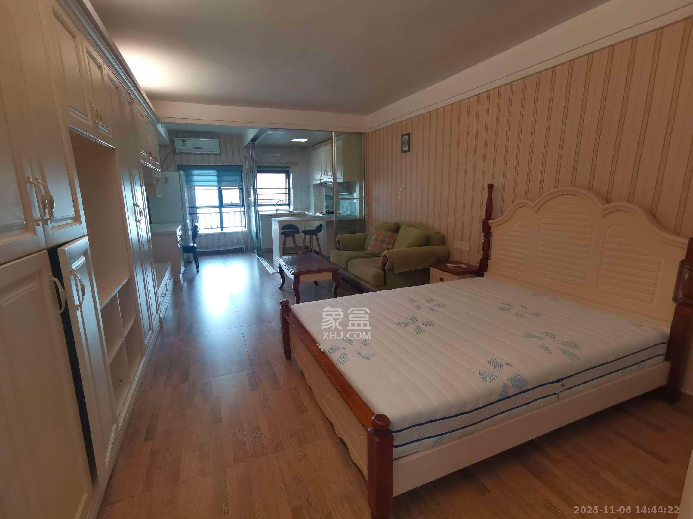 大财门公寓  1室1厅1卫    2000.0元/月室内图