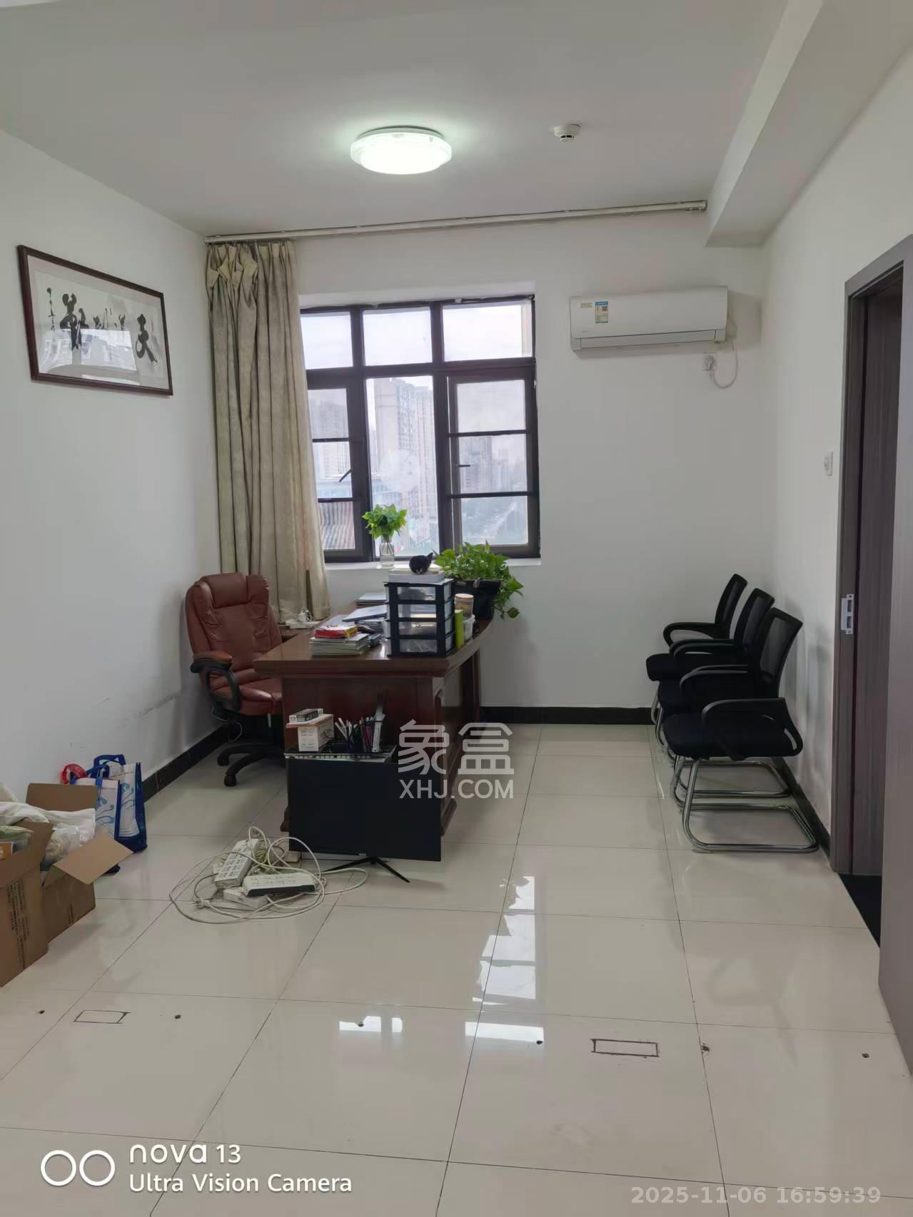 鑫远杰座  1室1厅1卫    2300.0元/月室内图