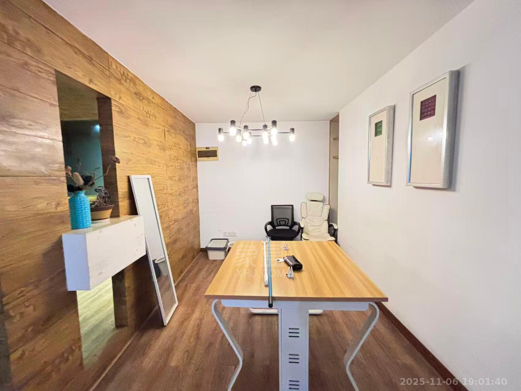 山水国际 2室2厅1卫 2000.0元/月 山水国际 2室2厅1卫 2000.0元/月室内图