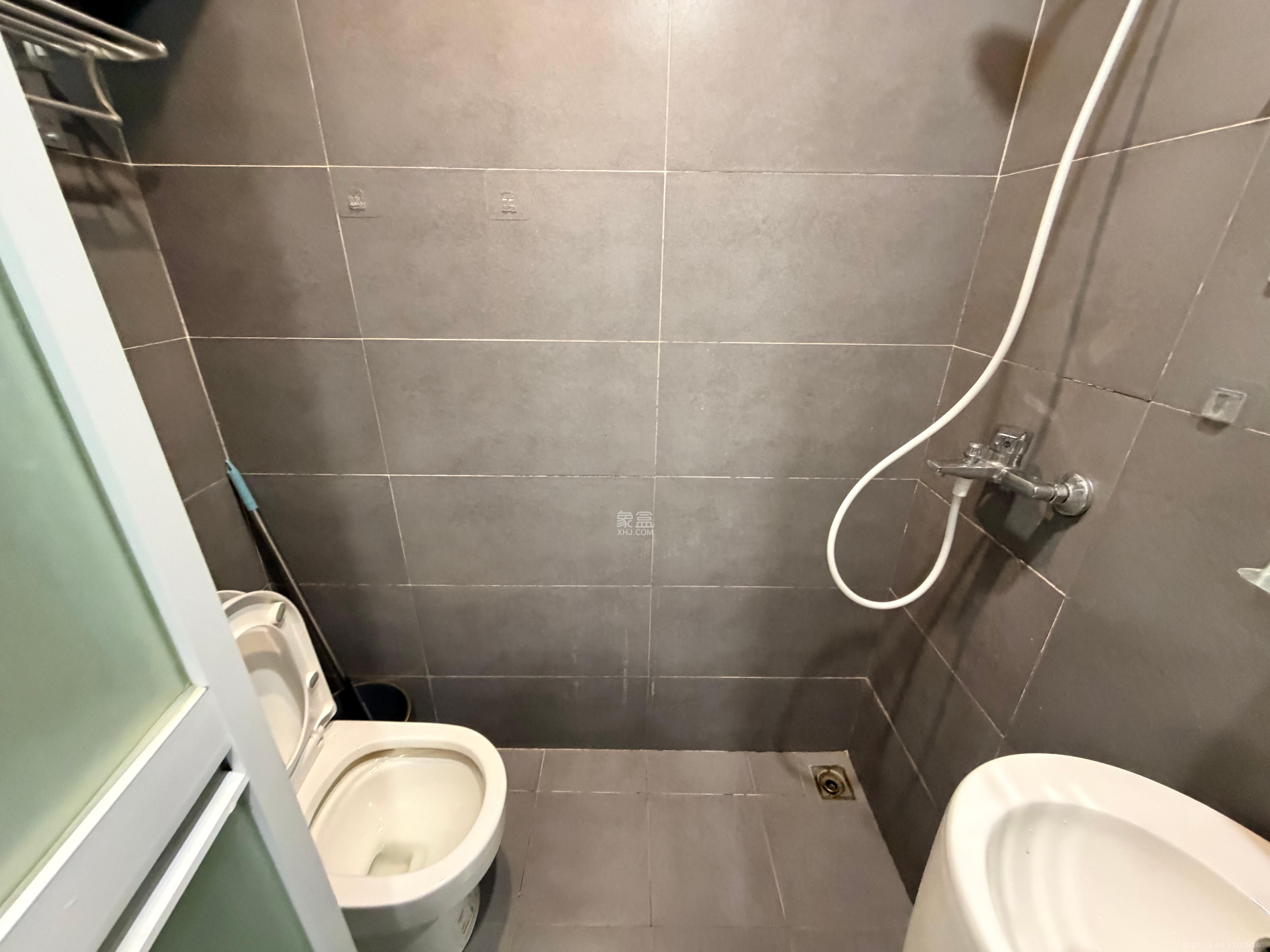 叠彩兰亭  1室1厅1卫    1000.0元/月室内图