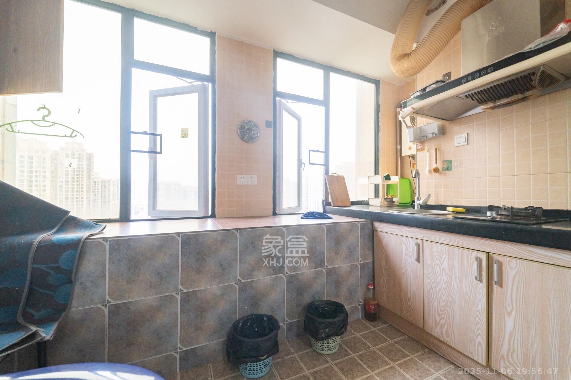 爱都(IDO) 1室1厅1卫 31.8万 爱都(IDO) 1室1厅1卫 31.8万厨房