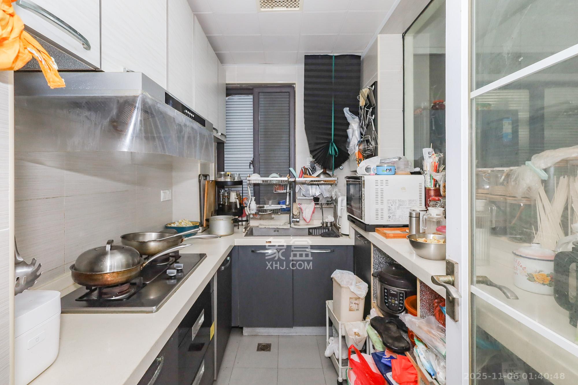 钰龙天下二期(钰龙佳园) 3室2厅2卫 270.0万 钰龙天下二期(钰龙佳园) 3室2厅2卫 270.0万厨房