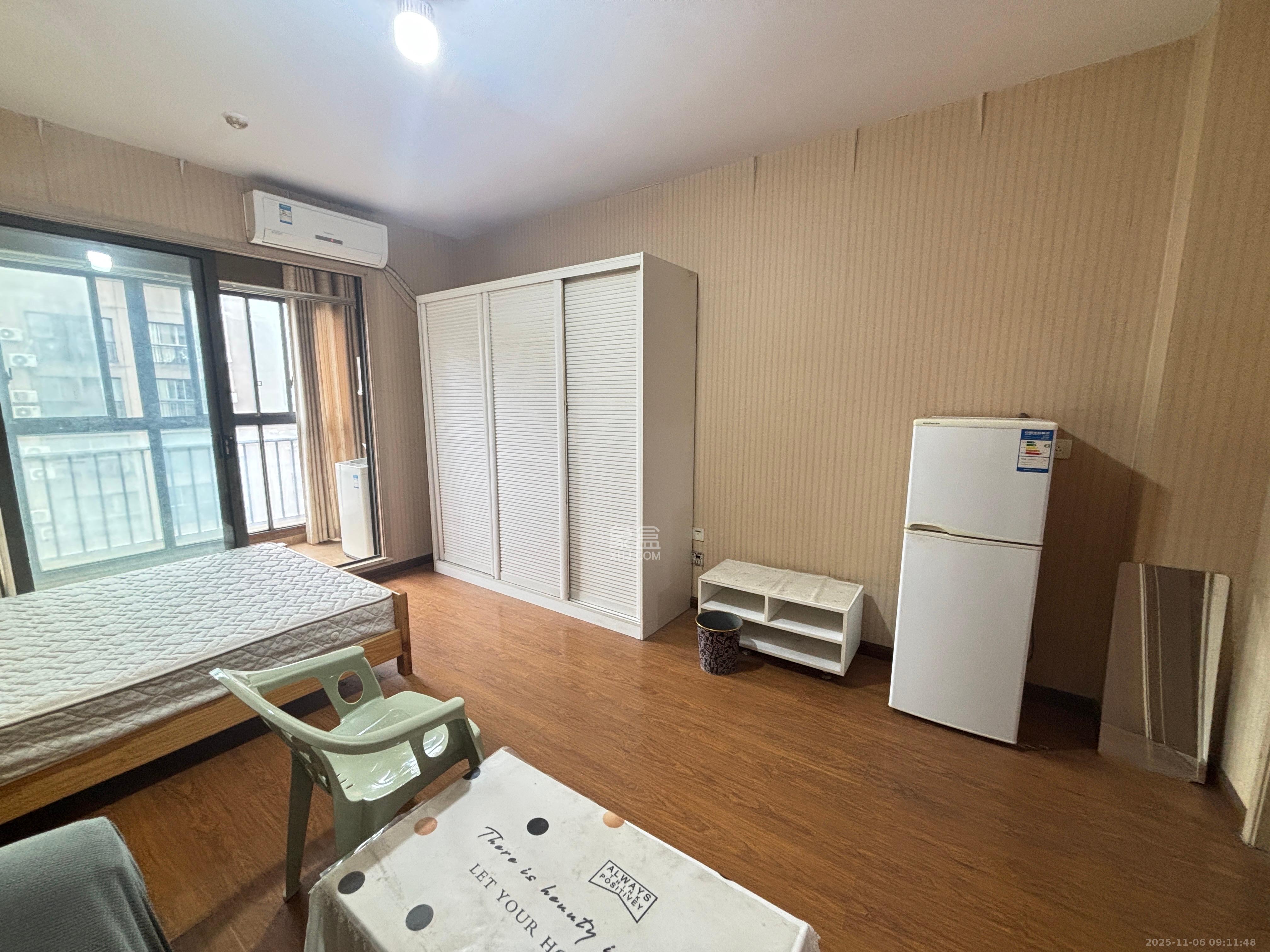 花漾年华(桂花园) 1室1厅1卫 1200.0元/月 花漾年华(桂花园) 1室1厅1卫 1200.0元/月室内图