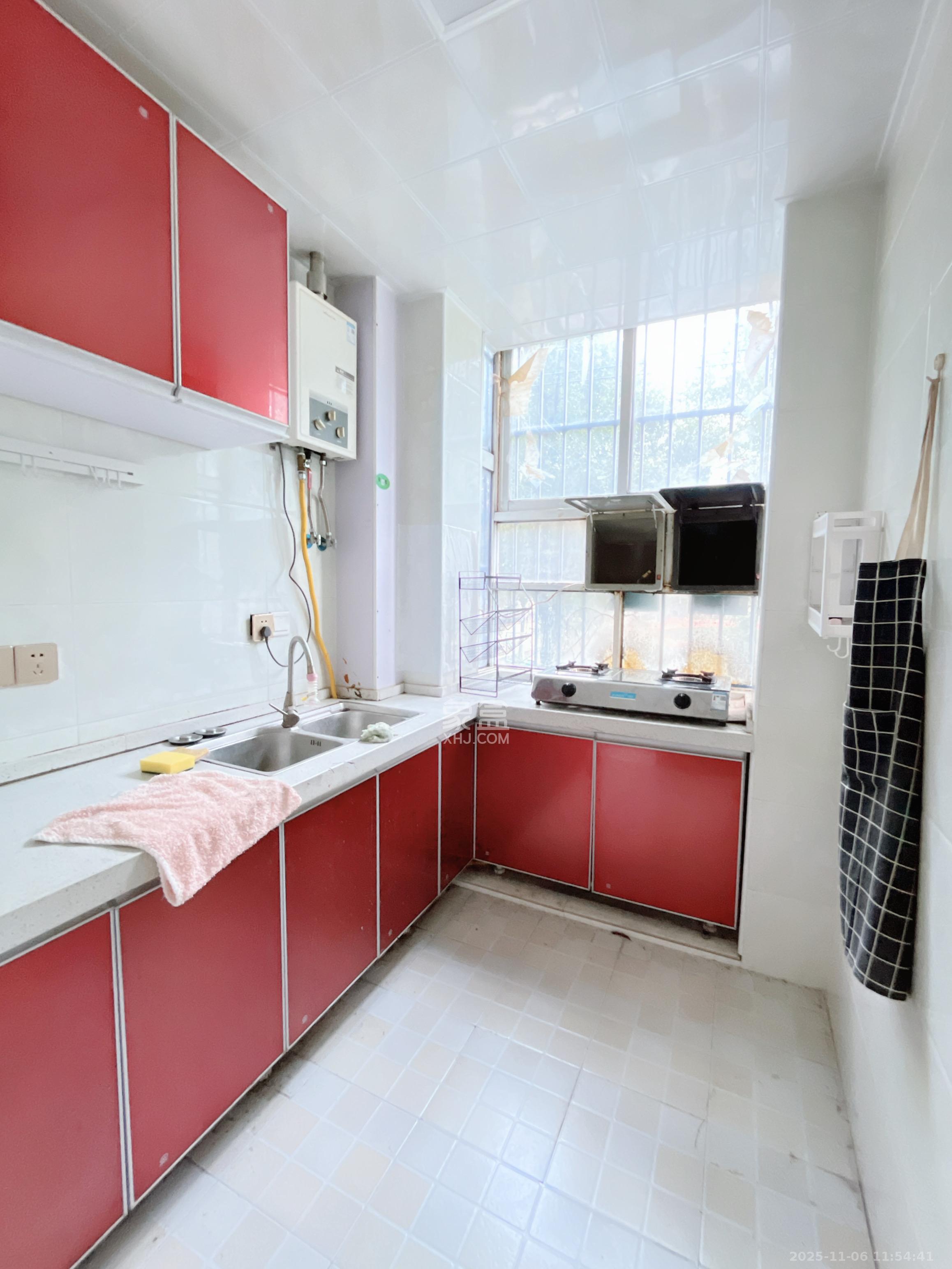 湘华小区 2室2厅1卫 1800.0元/月 湘华小区 2室2厅1卫 1800.0元/月室内图