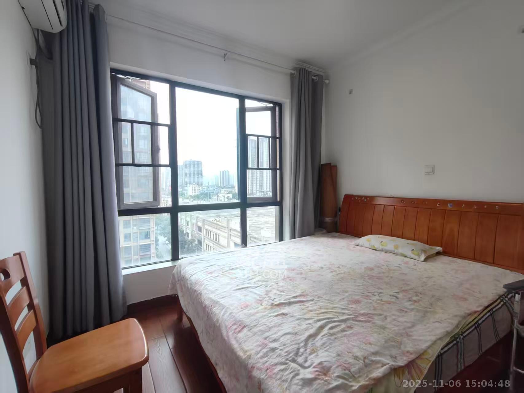 东宜兰园  1室2厅1卫    1800.0元/月室内图