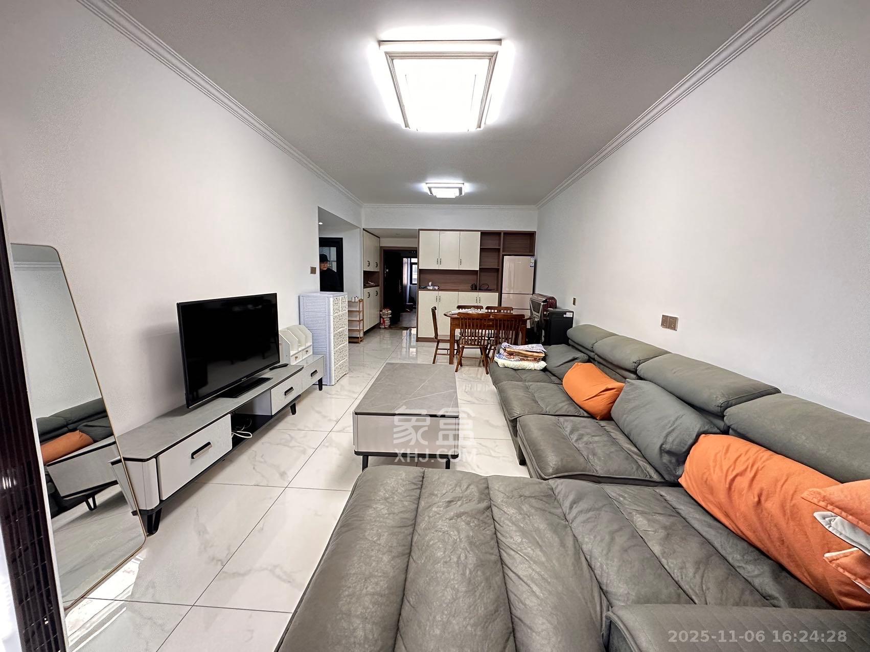 嘉雨兴园  2室1厅1卫    2600.0元/月室内图1