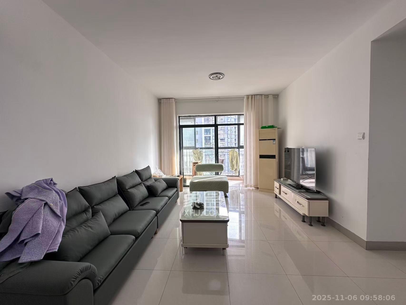 金麓国际 2室2厅1卫 2100.0元/月 金麓国际 2室2厅1卫 2100.0元/月室内图