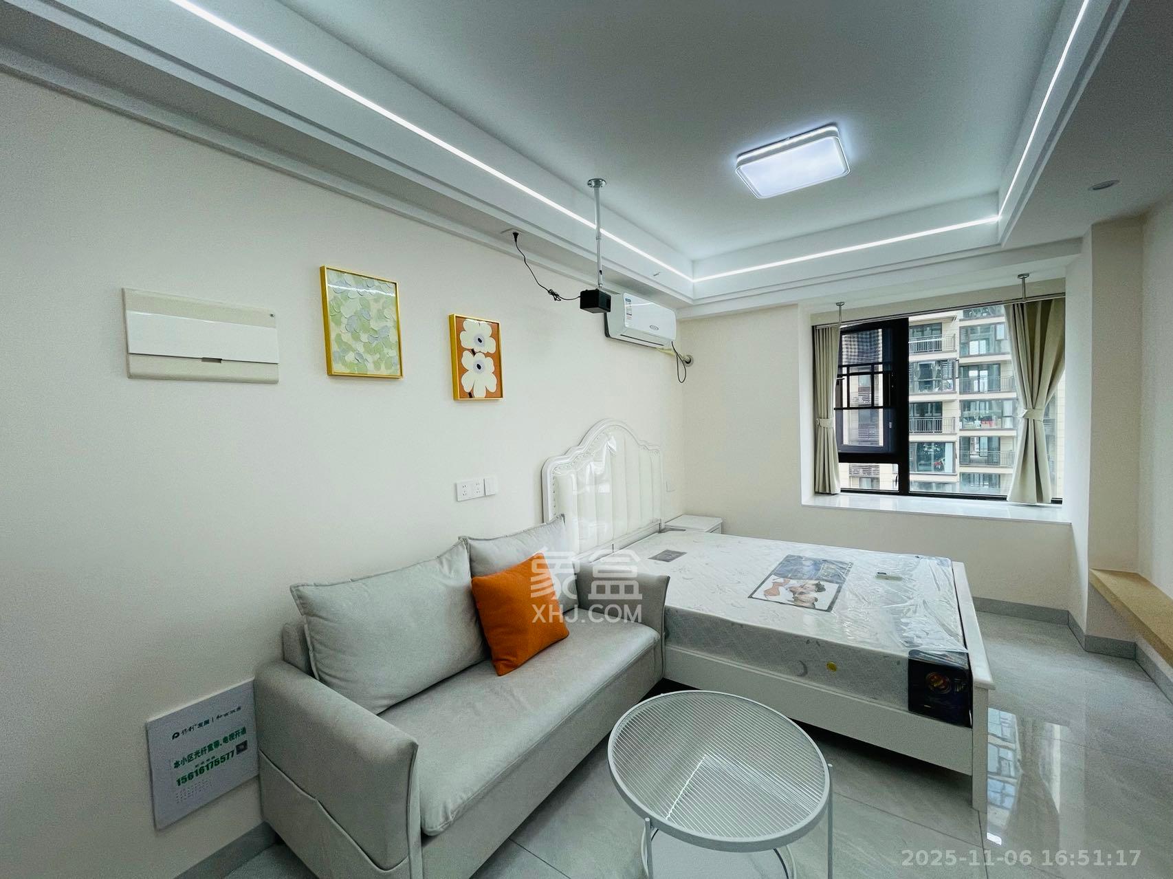 保利海德公园  1室1厅1卫    1700.0元/月