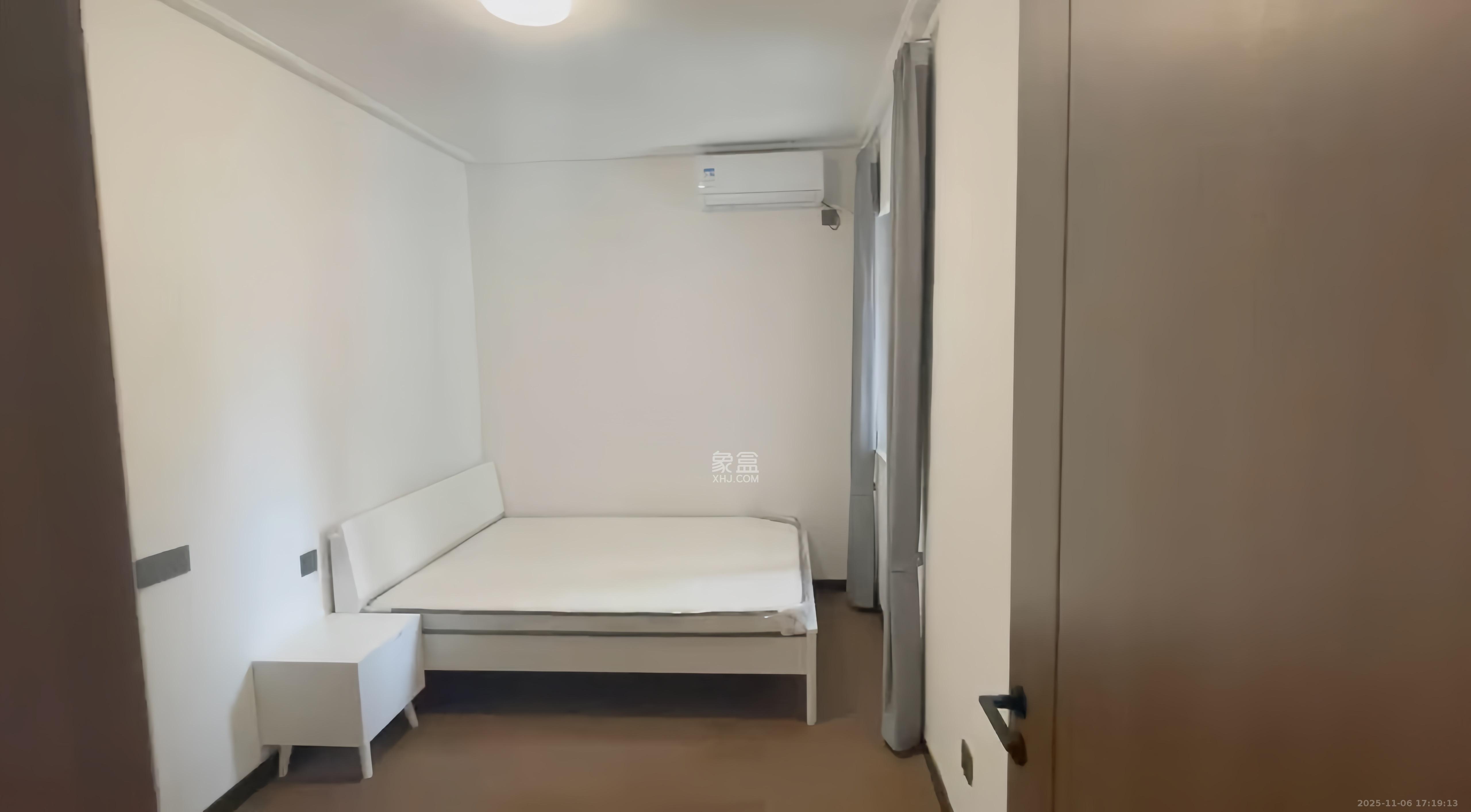 卓越中寰 3室2厅2卫 4200.0元/月 卓越中寰 3室2厅2卫 4200.0元/月室内图