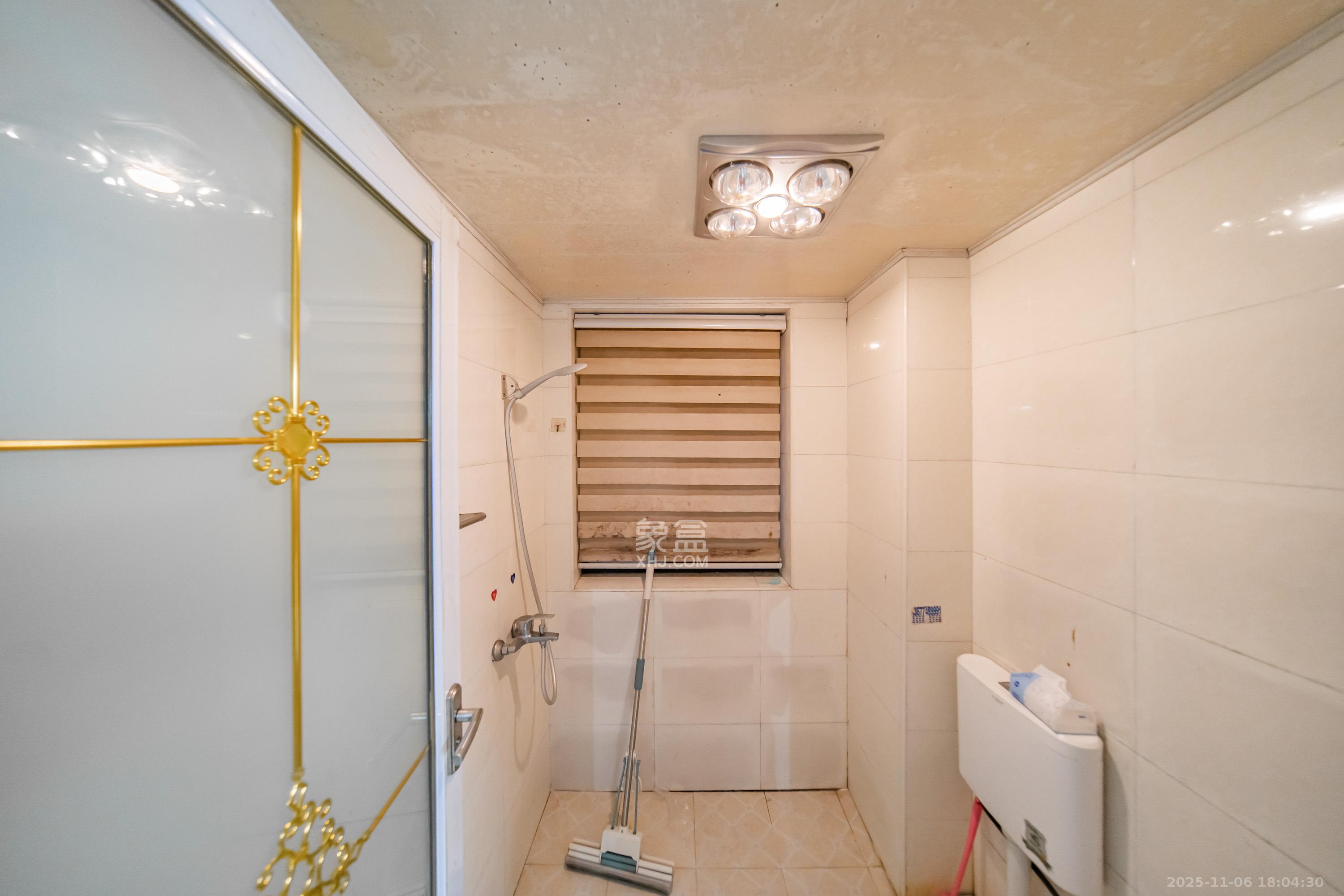 海洋半岛（月珑湾）  3室2厅1卫    80.0万卫生间