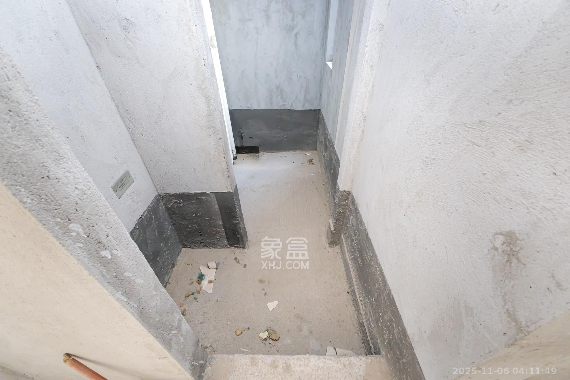 越秀湘江星汇城一期 3室2厅2卫 153.0万 越秀湘江星汇城一期 3室2厅2卫 153.0万卫生间