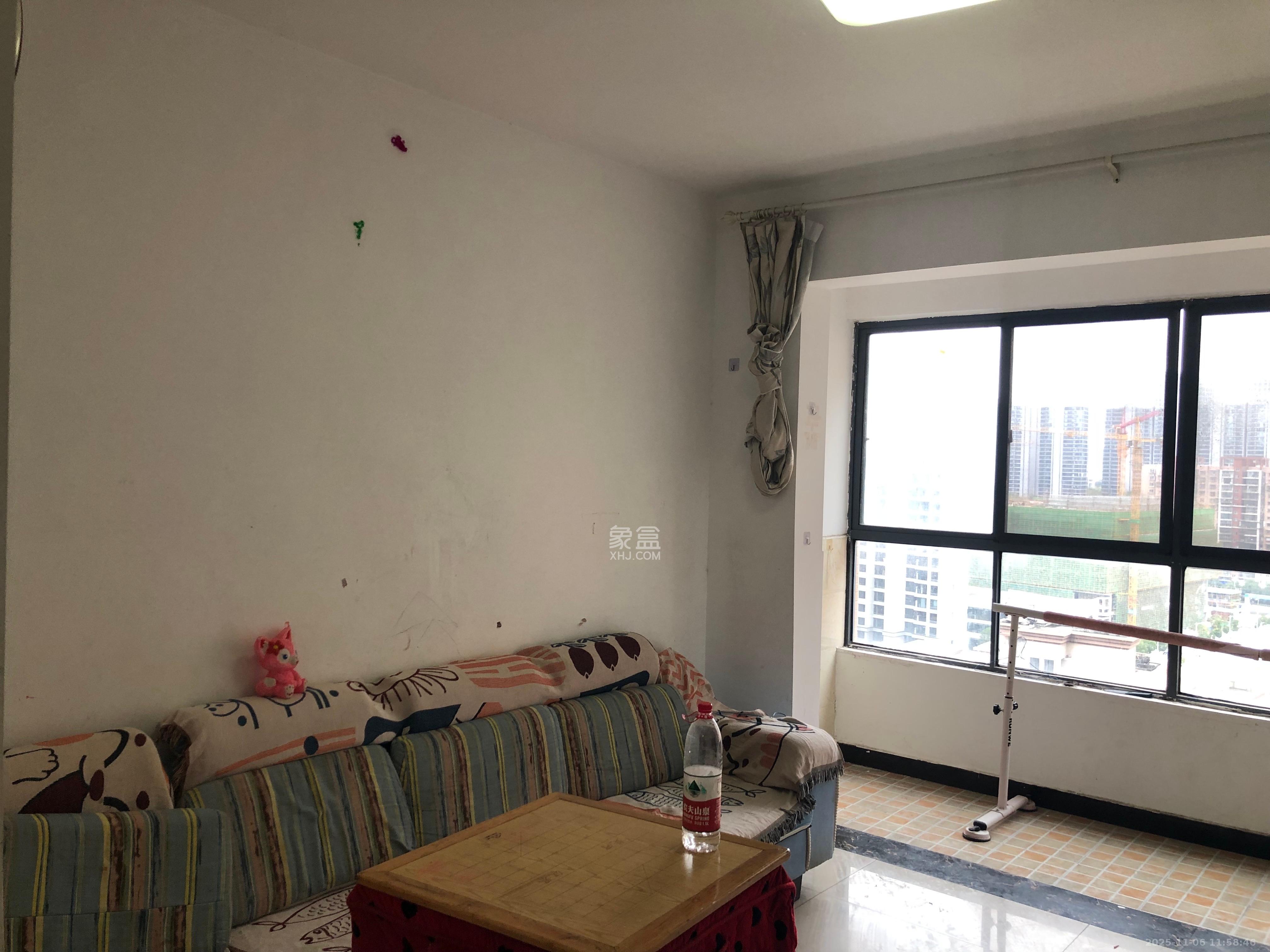 水墨林溪 2室2厅1卫 2200.0元/月 水墨林溪 2室2厅1卫 2200.0元/月室内图