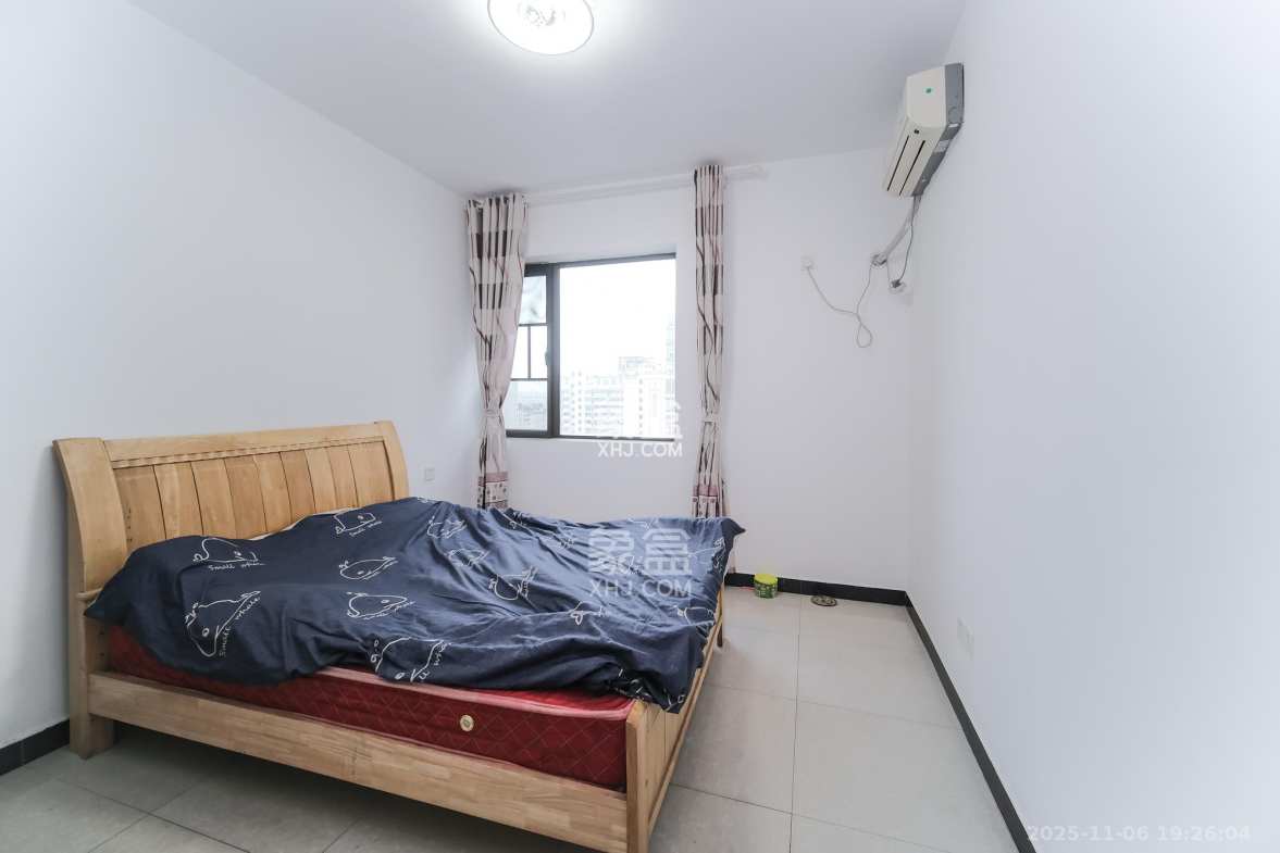 盛地春天里 3室2厅1卫 49.8万 盛地春天里 3室2厅1卫 49.8万卧室