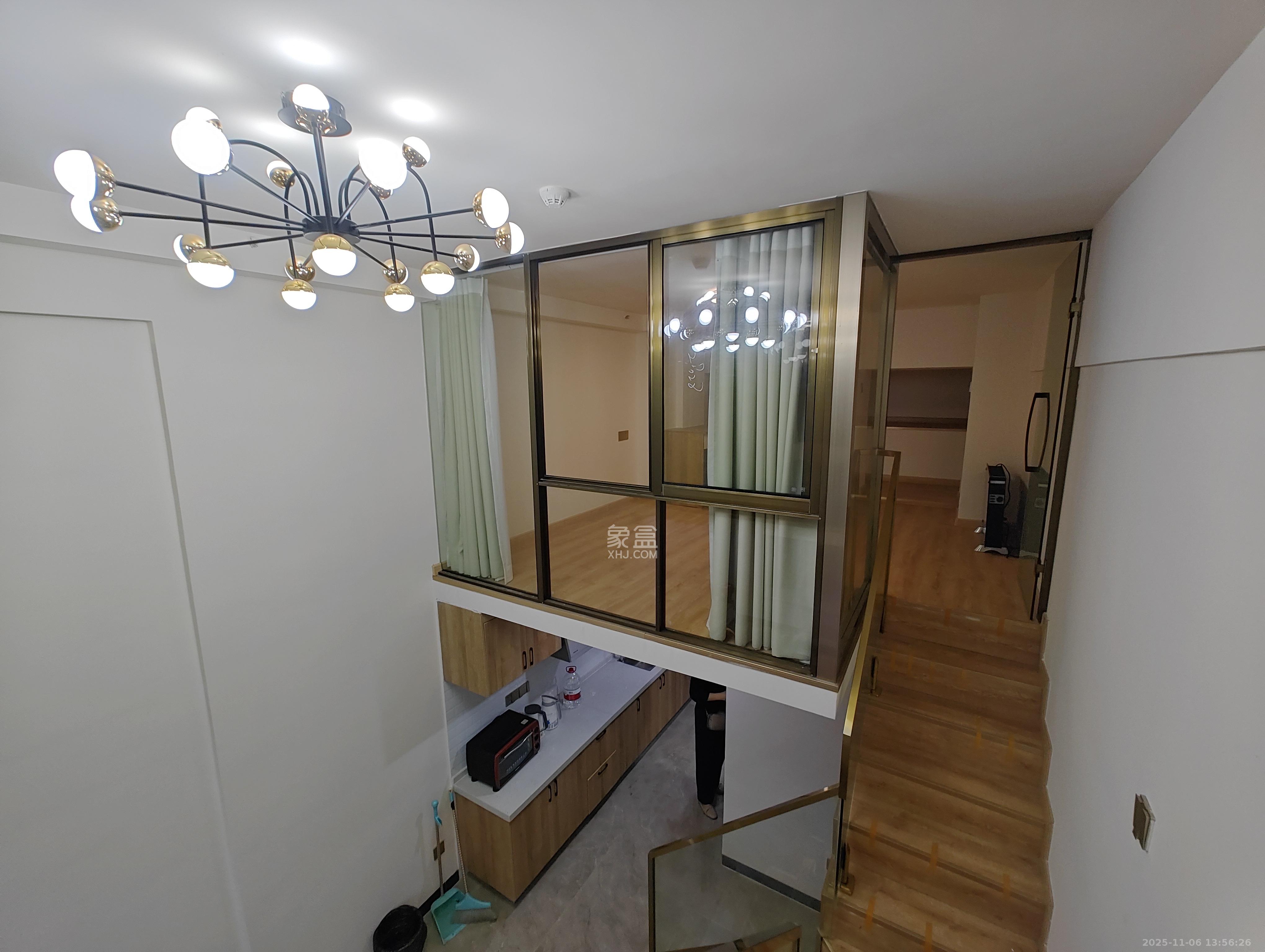 弘阳时光里  2室1厅1卫    2100.0元/月室内图