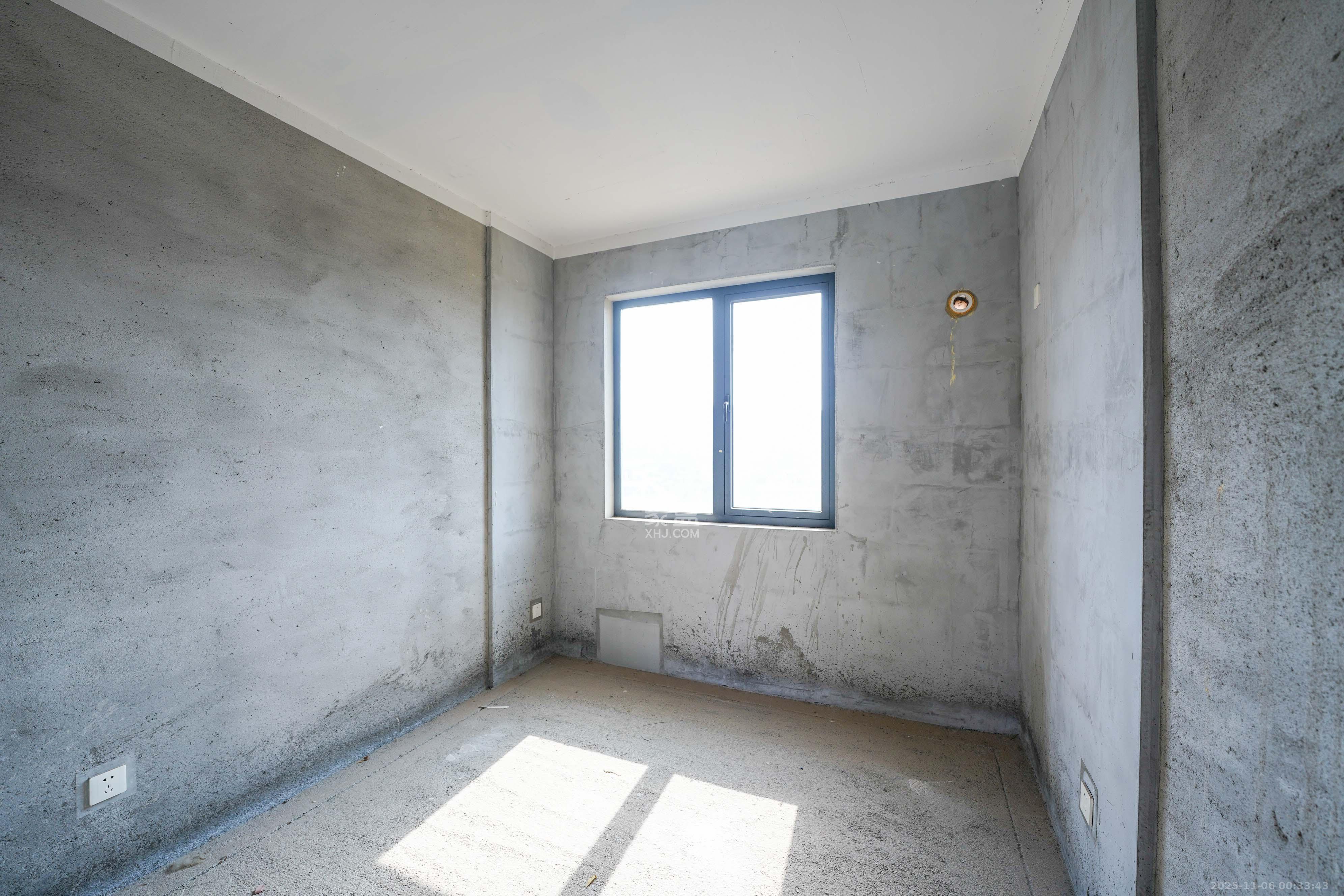 卢浮原著 4室2厅2卫 100.0万 卢浮原著 4室2厅2卫 100.0万卧室