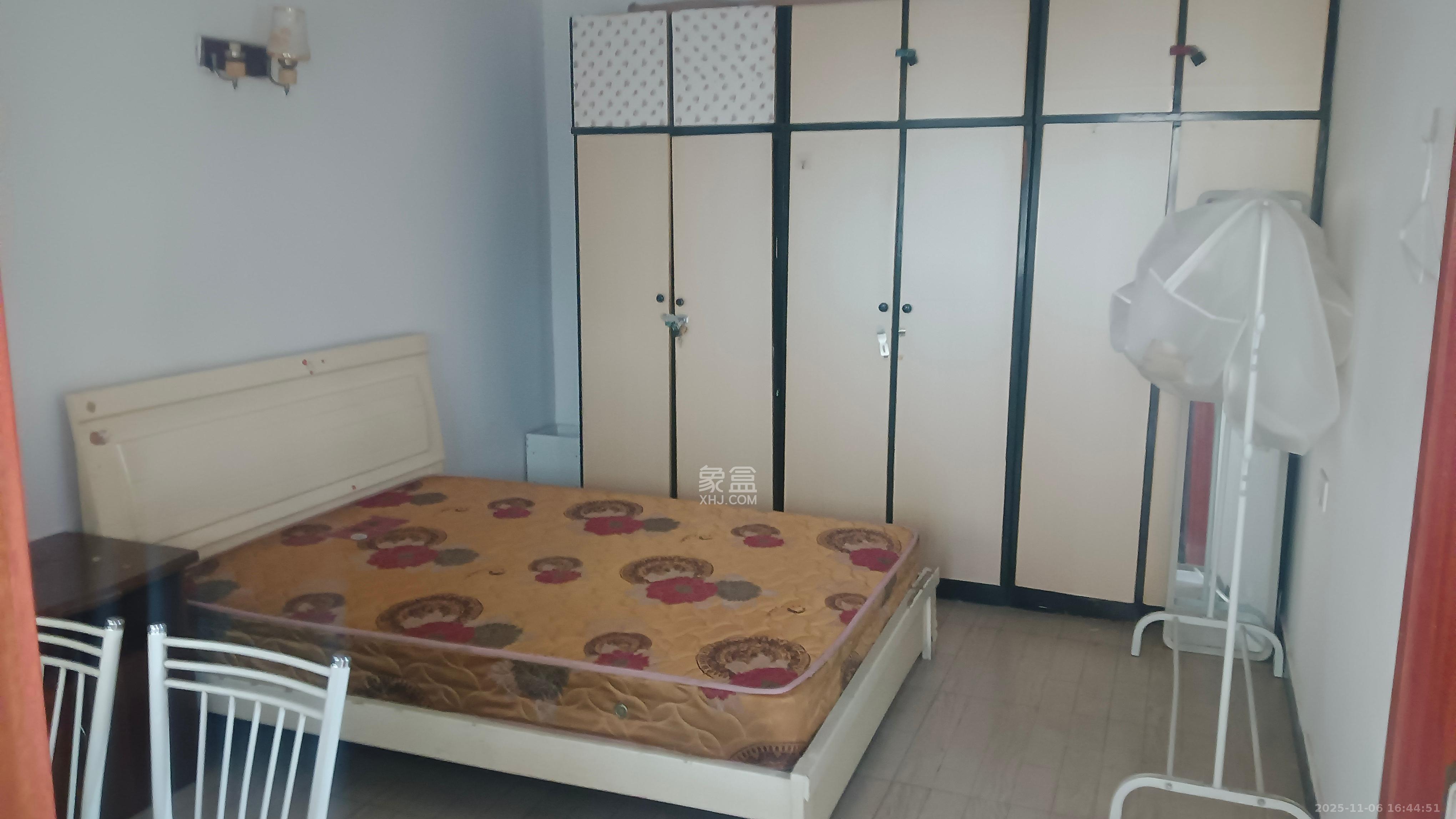 玻纤宿舍  1室0厅0卫    1150.0元/月室内图