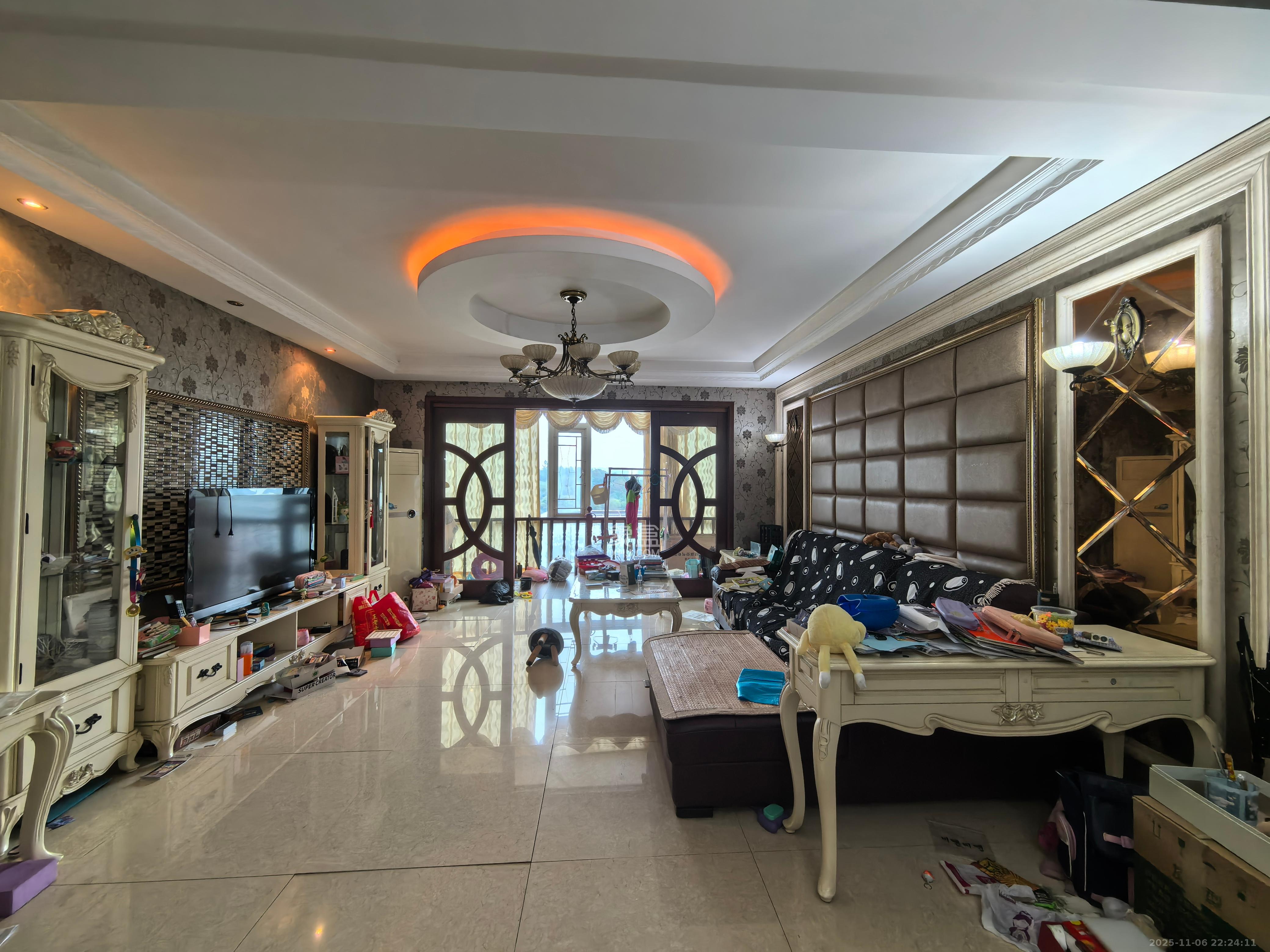 岳麓壹号 4室2厅2卫 3600.0元/月 岳麓壹号 4室2厅2卫 3600.0元/月室内图