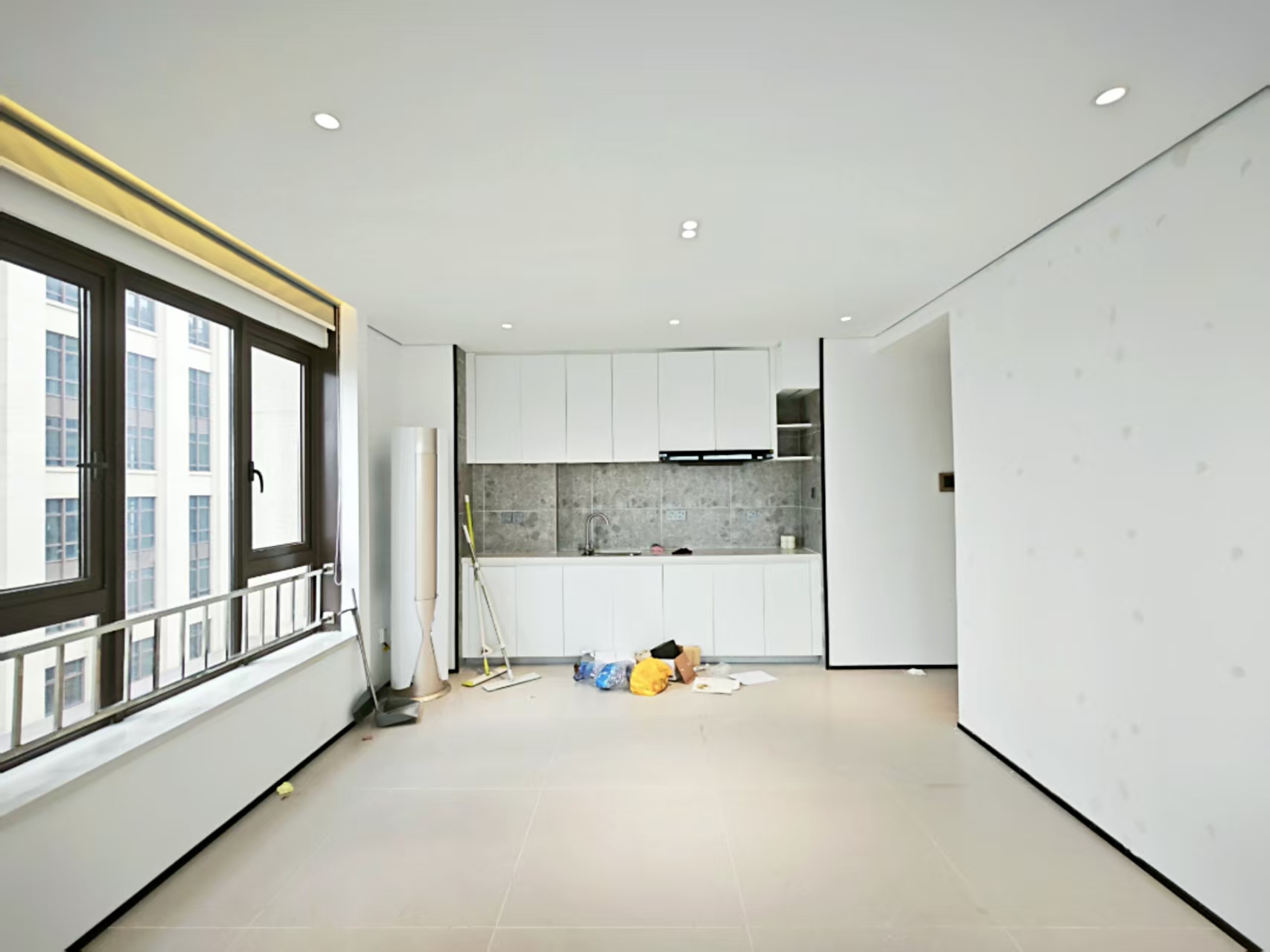 海航豪庭南苑 2室2厅2卫 4000.0元/月 海航豪庭南苑 2室2厅2卫 4000.0元/月室内图