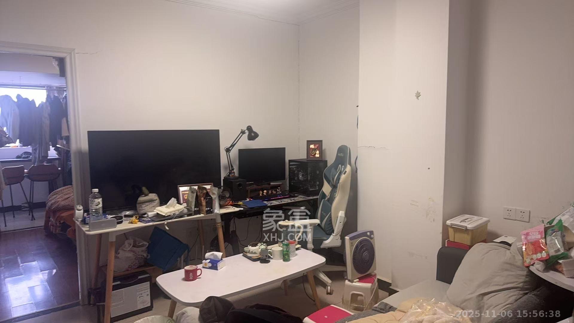 保利西海岸B区 2室1厅1卫 2200.0元/月 保利西海岸B区 2室1厅1卫 2200.0元/月室内图