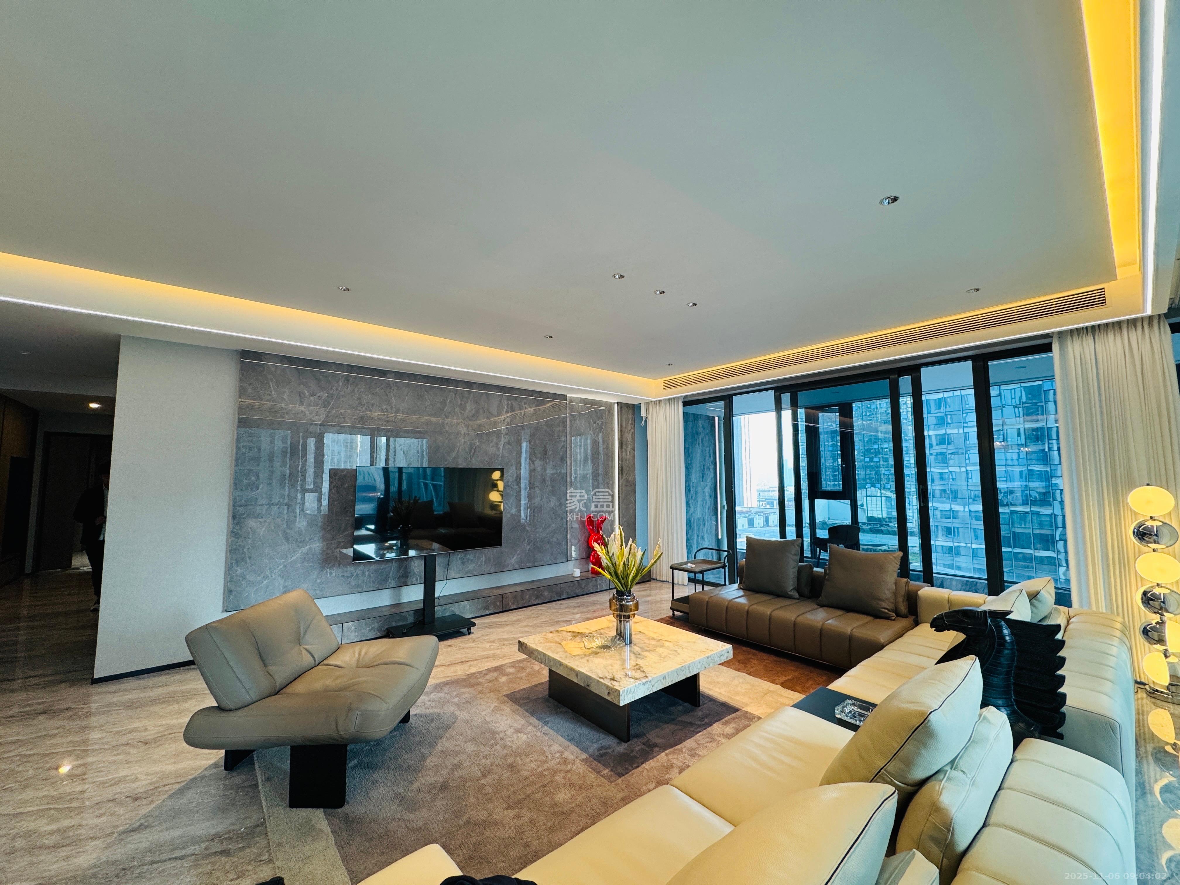 旭辉铂悦湘江 4室2厅3卫 18700.0元/月 旭辉铂悦湘江 4室2厅3卫 18700.0元/月室内图